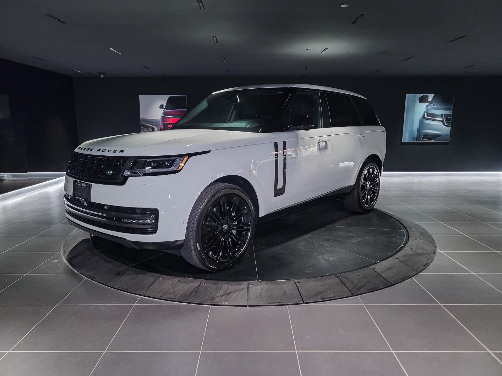 2025 Land Rover Range Rover SE, Vancouver, Cash