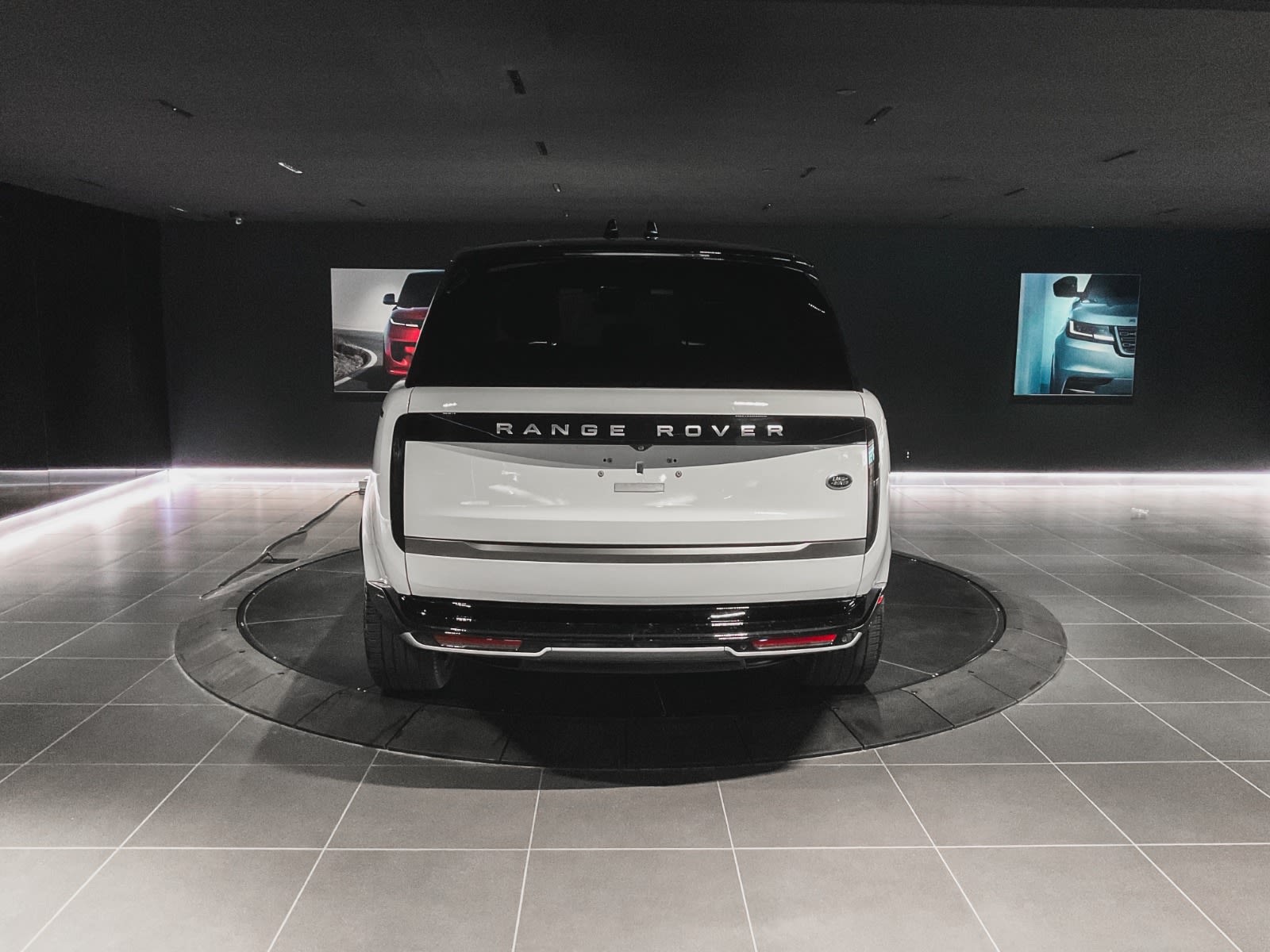 2023 Land Rover Range Rover SE, Vancouver, Cash