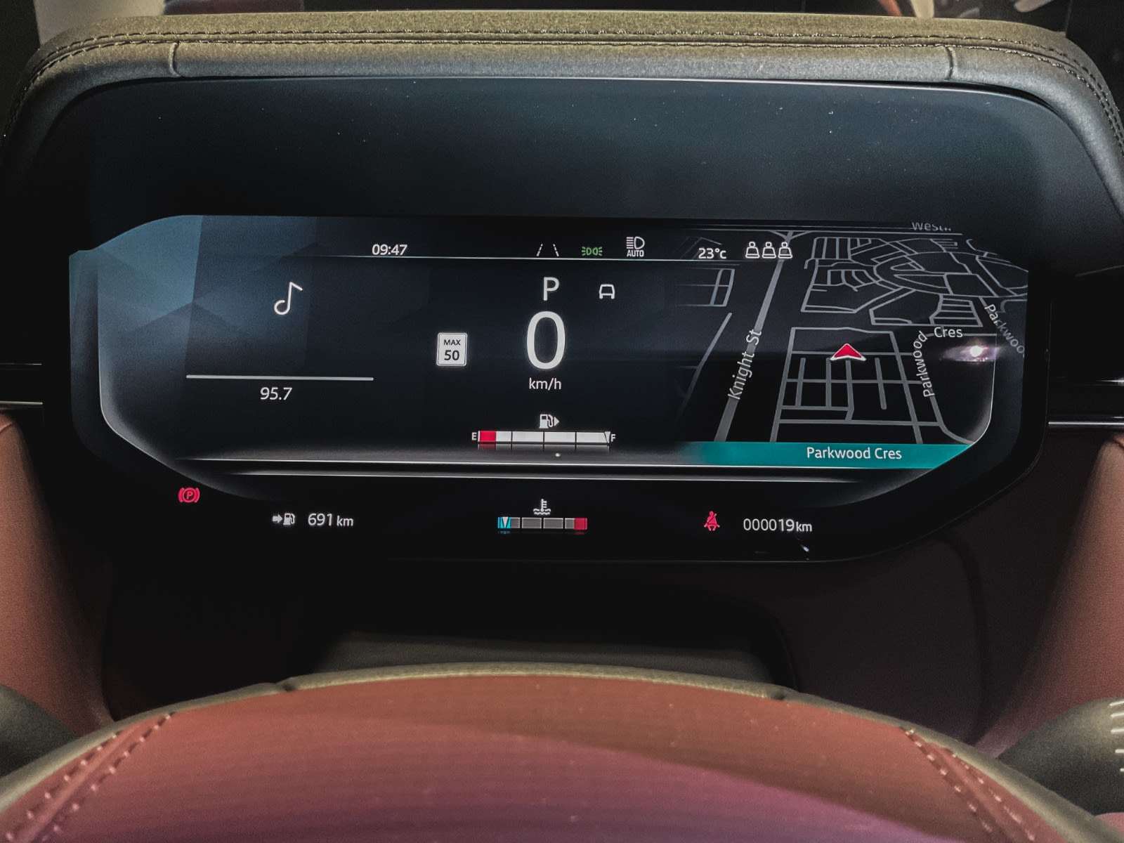 2025 Land Rover Range Rover SE, Vancouver, Cash