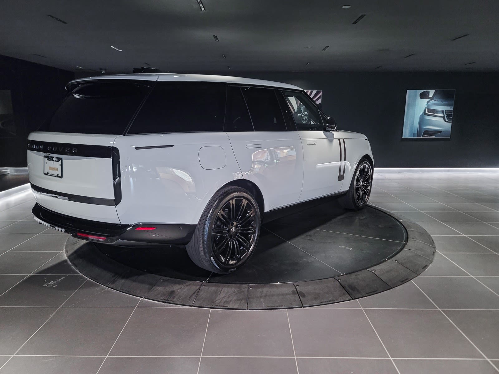 2025 Land Rover Range Rover SE, Vancouver, Cash