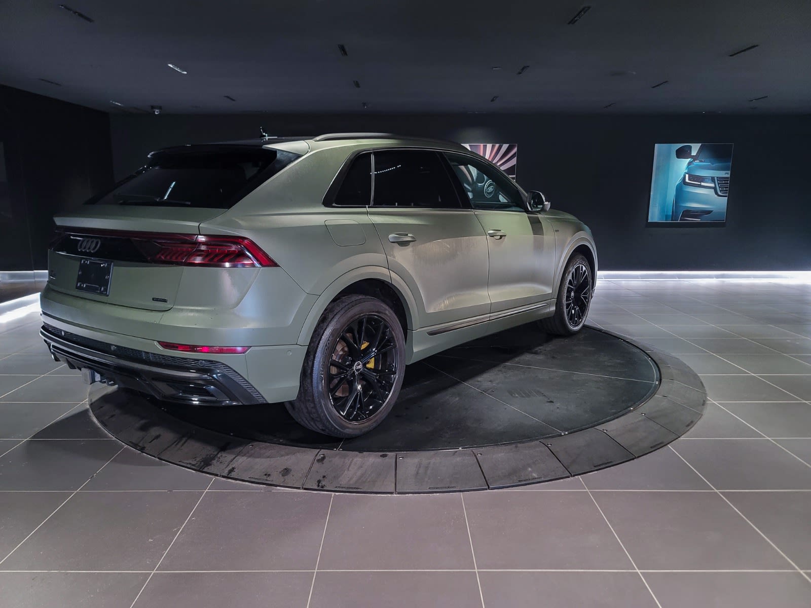 2022 Audi Q8 Technik, Vancouver, Cash