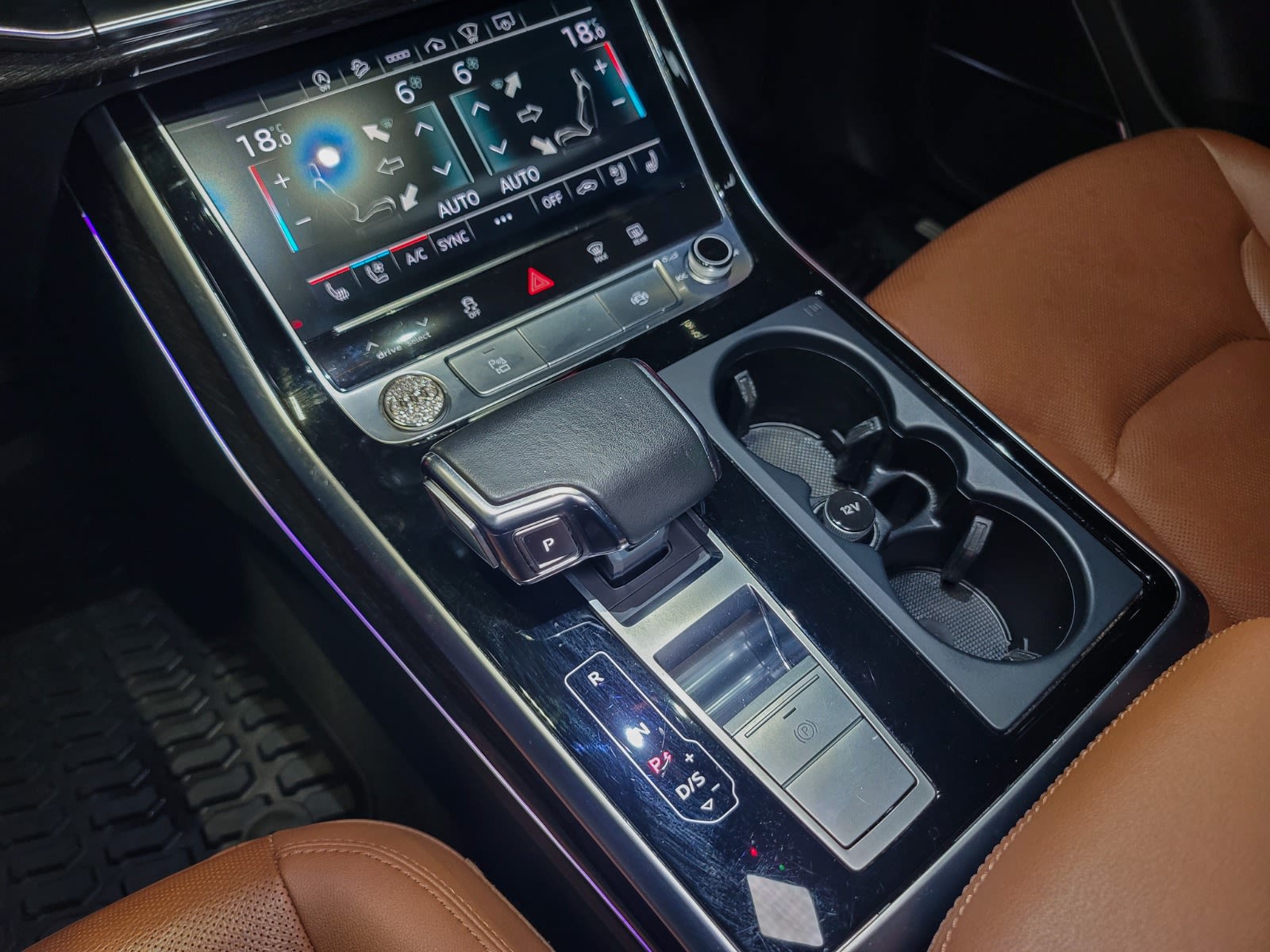 2022 Audi Q8 Technik, Vancouver, Cash