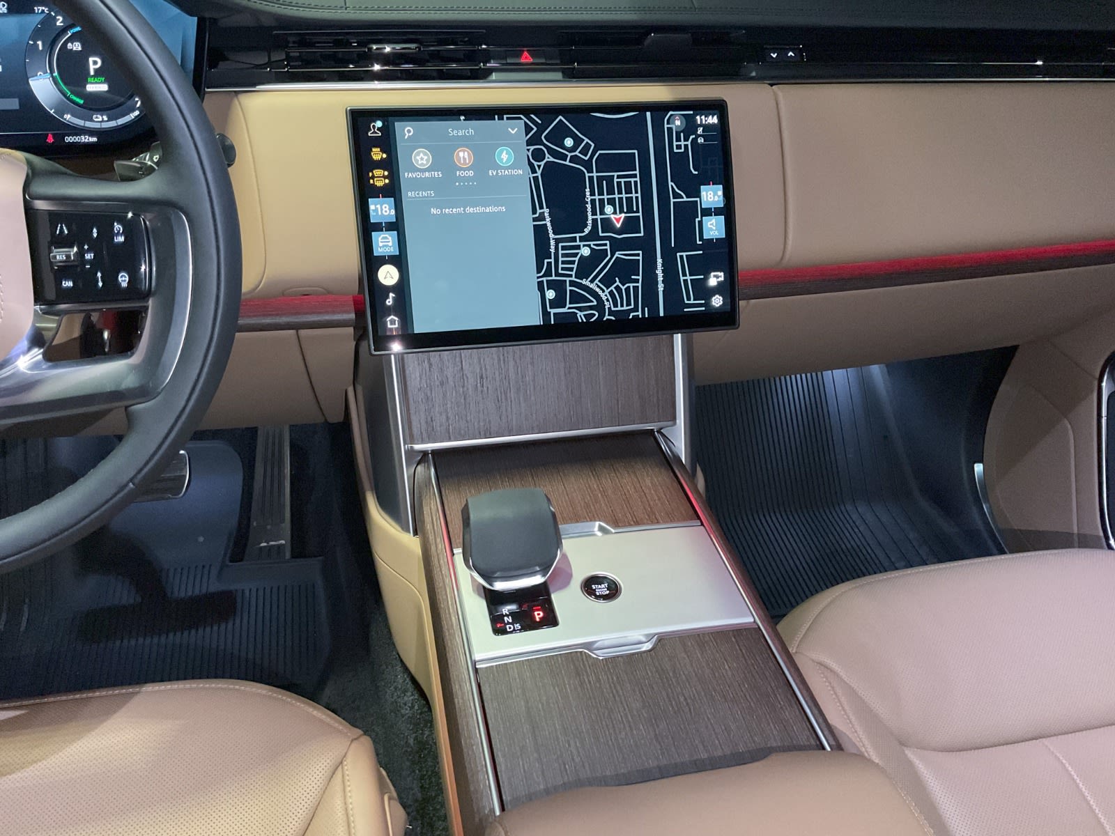 2025 Land Rover Range Rover SE, Vancouver, Cash