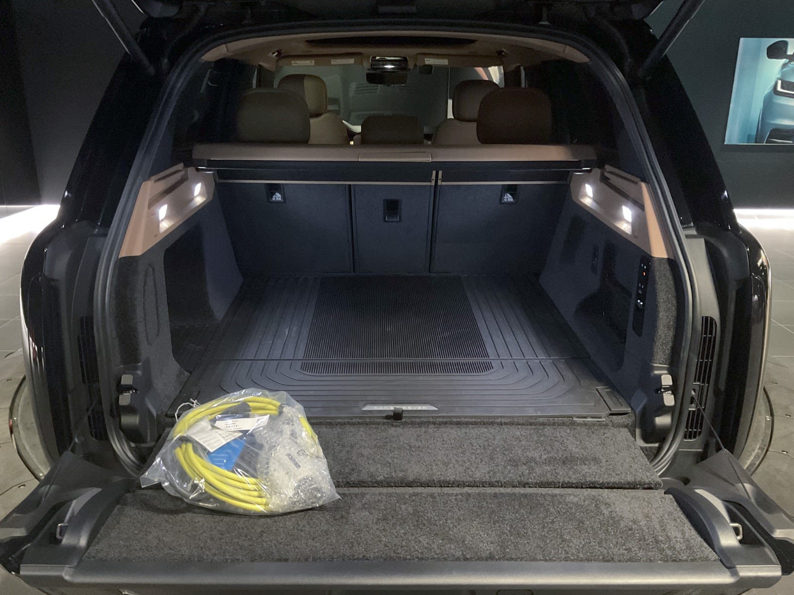 2025 Land Rover Range Rover SE, Vancouver, Cash