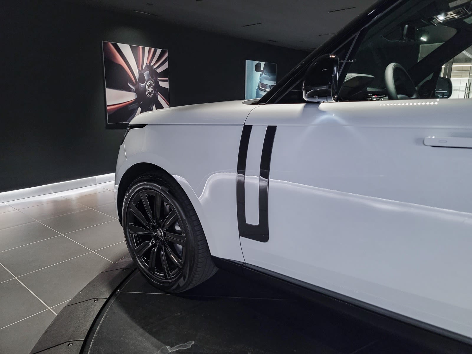 2025 Land Rover Range Rover SE, Vancouver, Cash