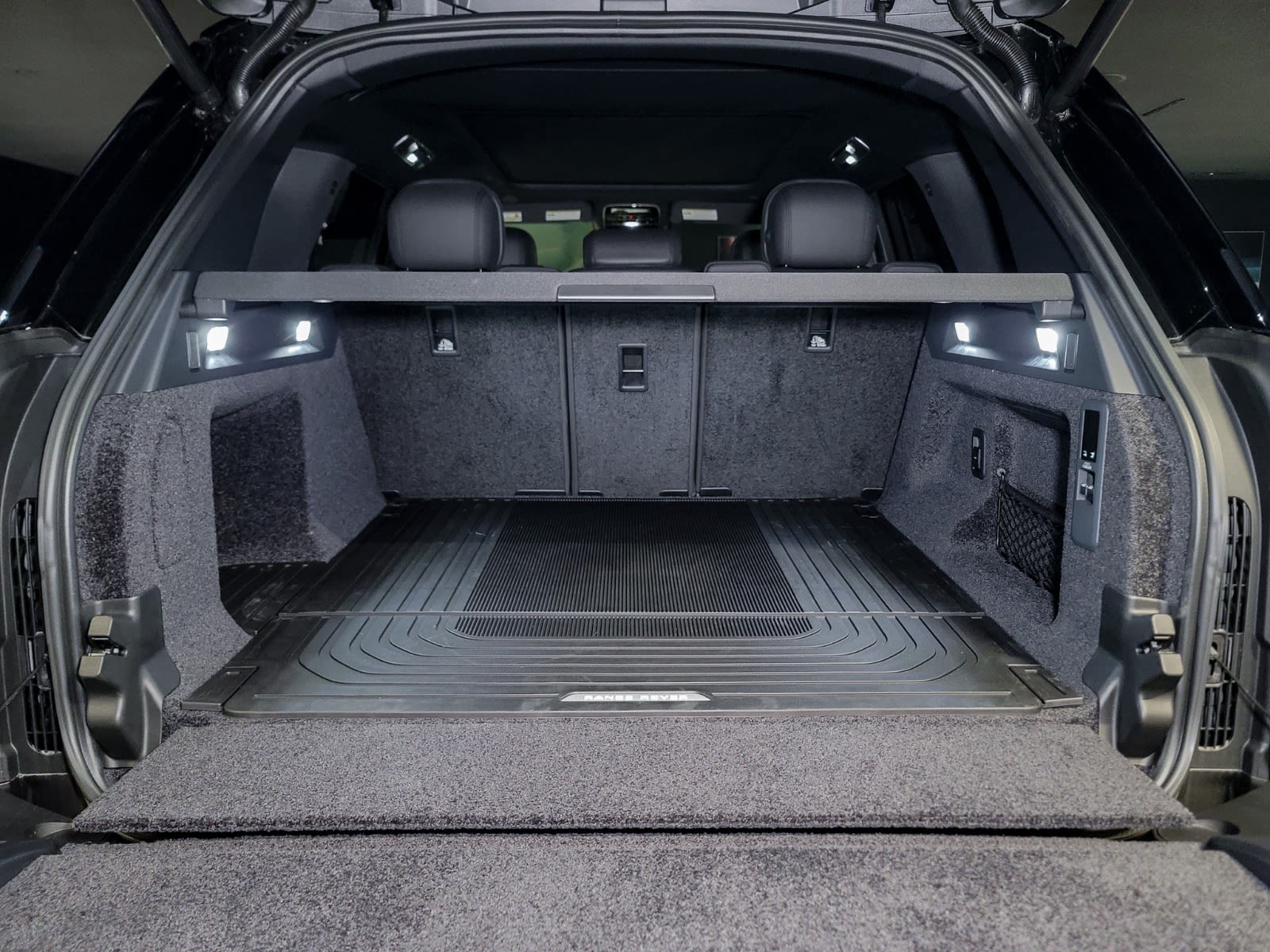 2025 Land Rover Range Rover SE, Vancouver, Cash