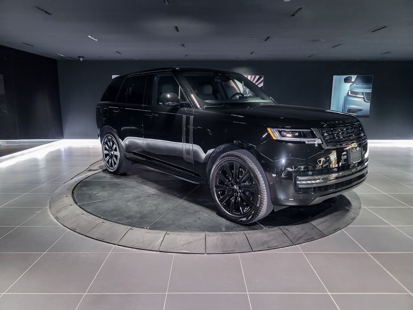 2025 Land Rover Range Rover SE, Vancouver, Cash