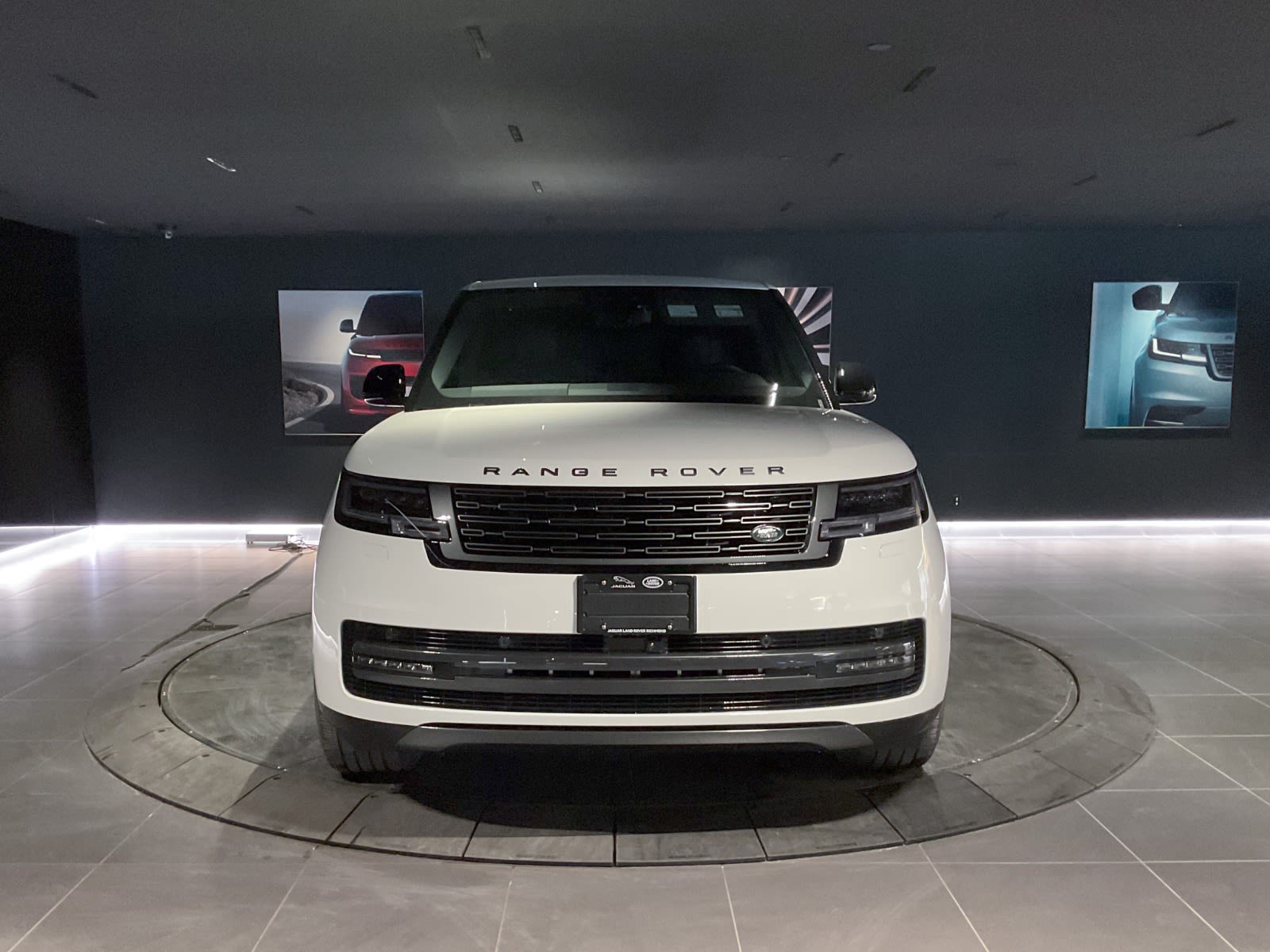 2025 Land Rover Range Rover SE, Vancouver, Cash