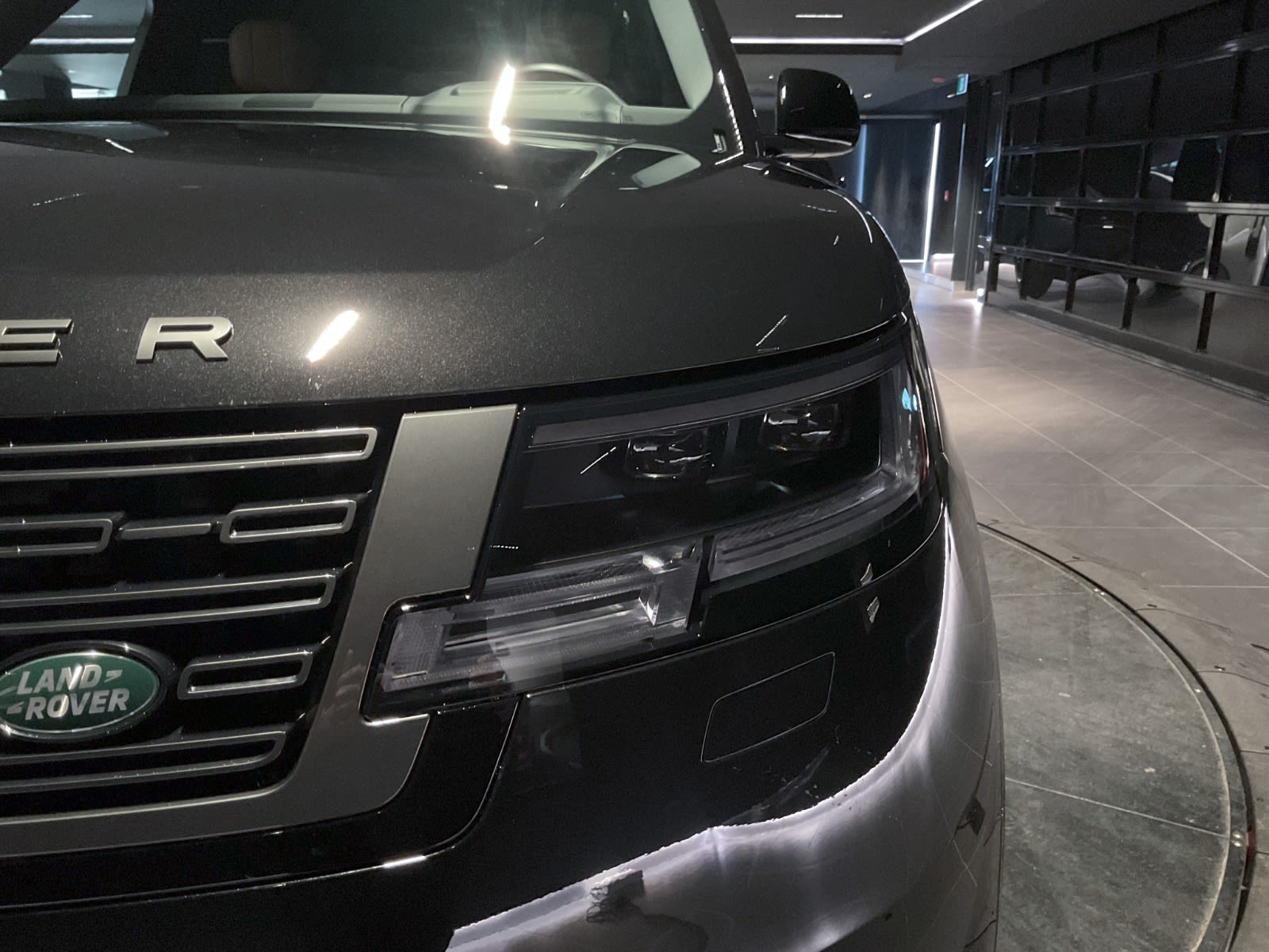 2025 Land Rover Range Rover SE, Vancouver, Cash