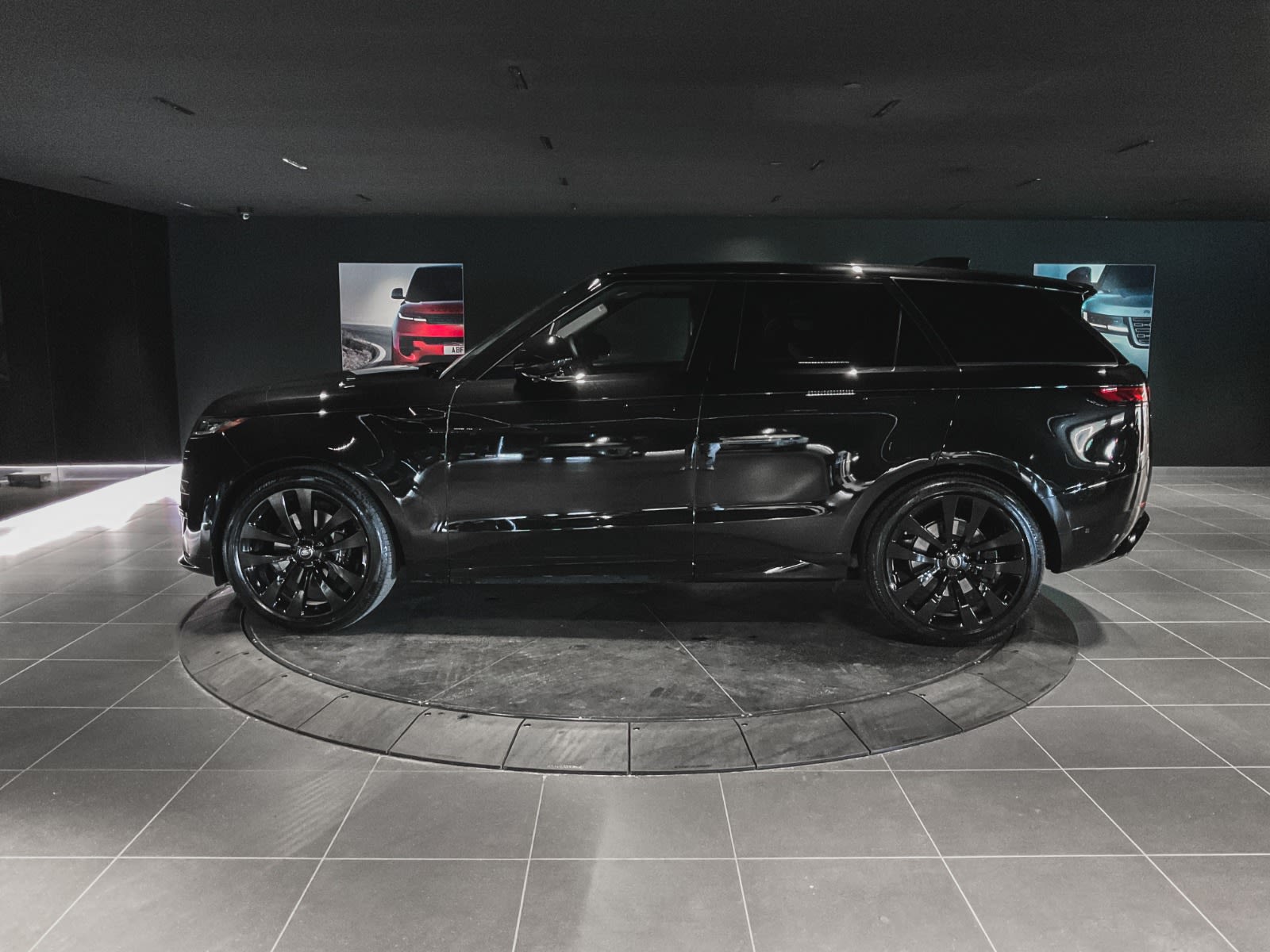 2025 Land Rover Range Rover Sport Dynamic SE, Vancouver, Cash