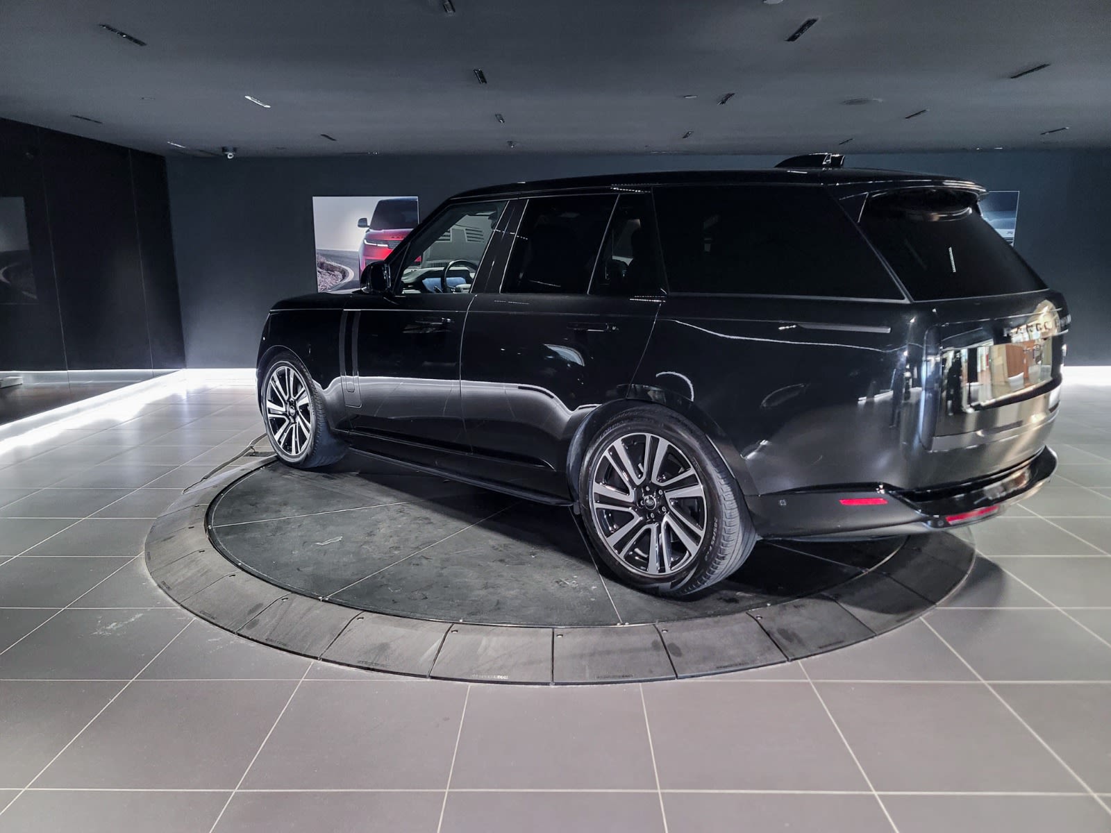 2023 Land Rover Range Rover SE, Vancouver, Cash