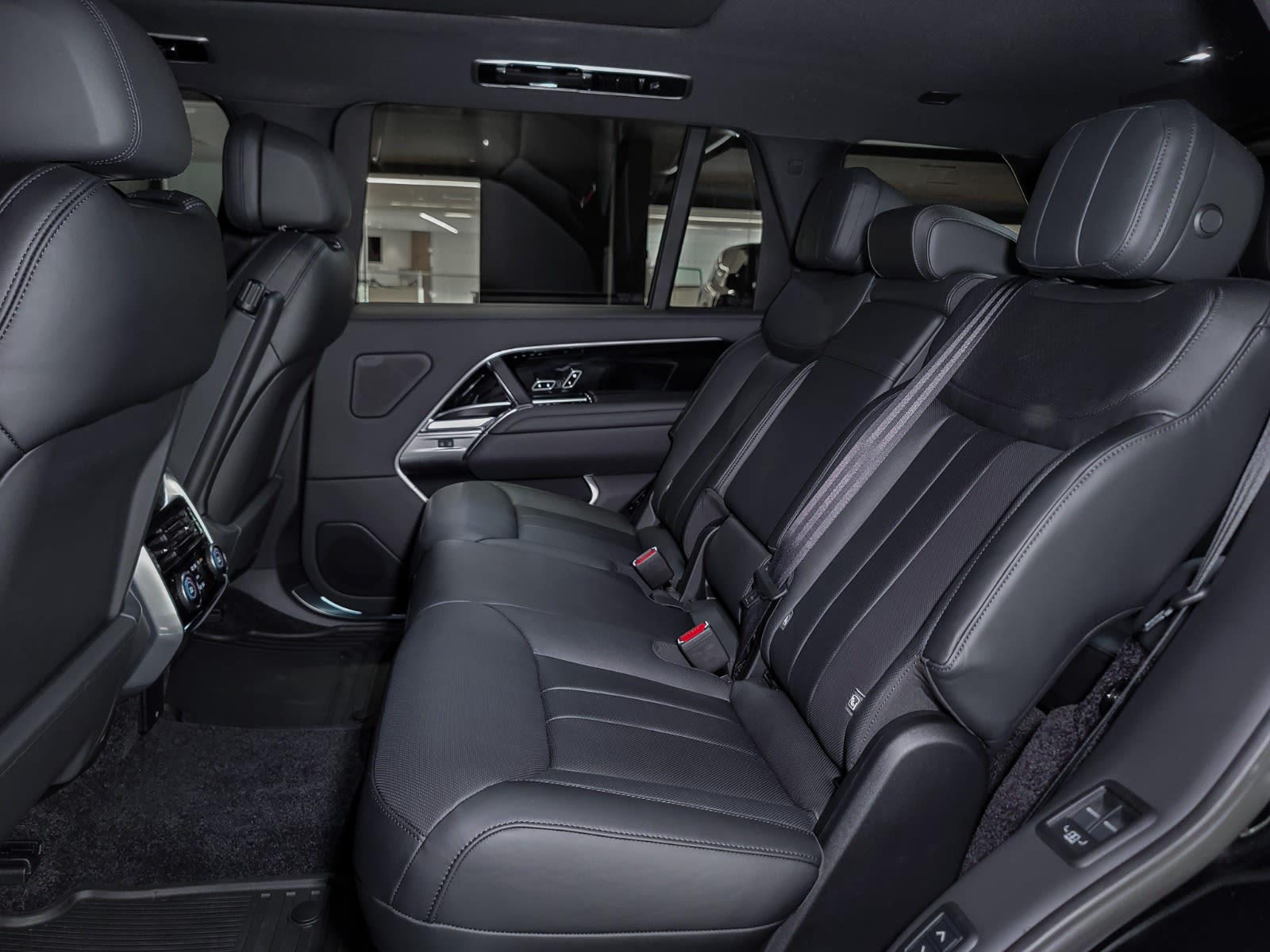 2025 Land Rover Range Rover SE, 温哥华, 全款车