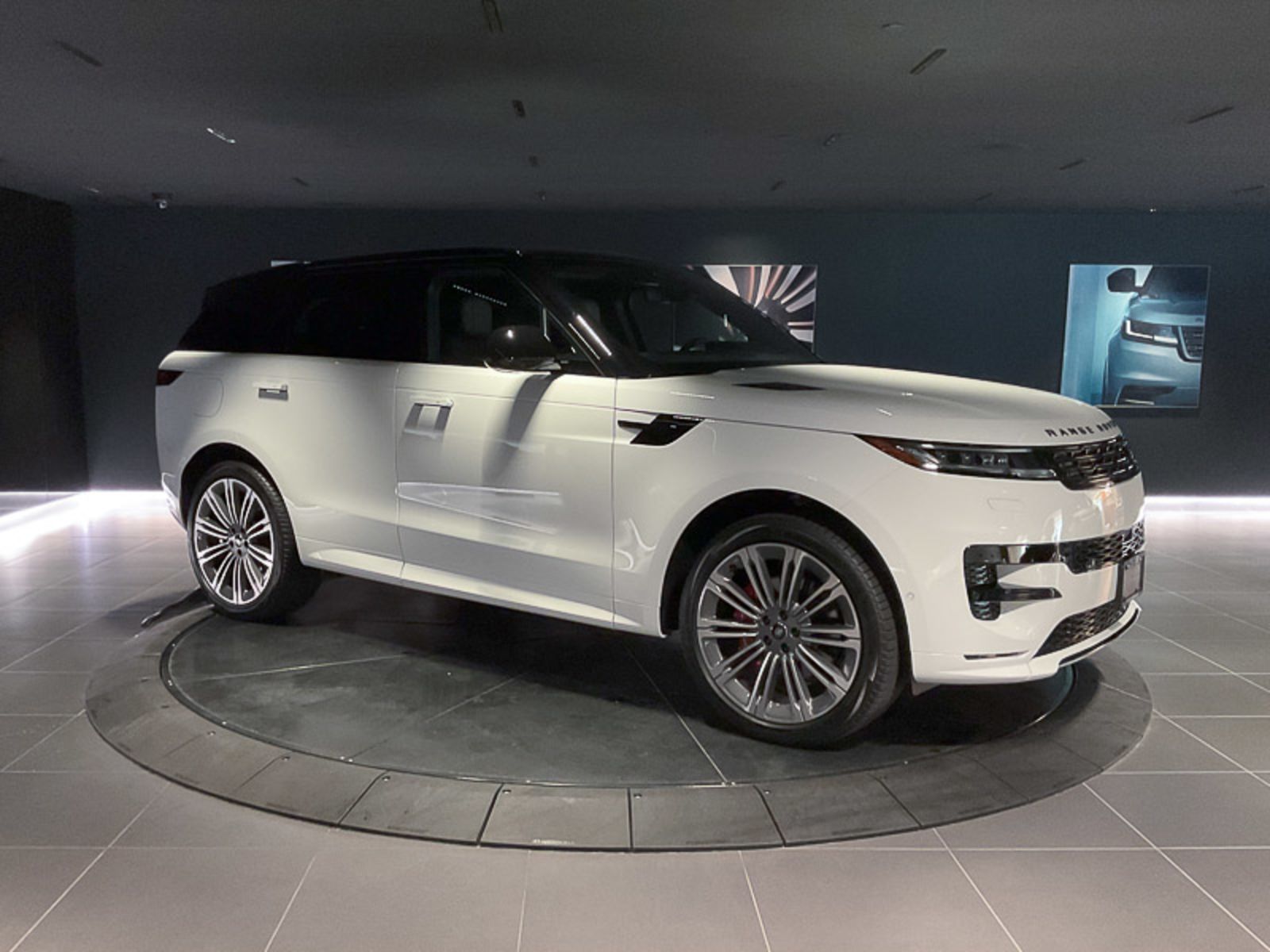 2024 Land Rover Range Rover Sport Dynamic SE, Vancouver, Cash