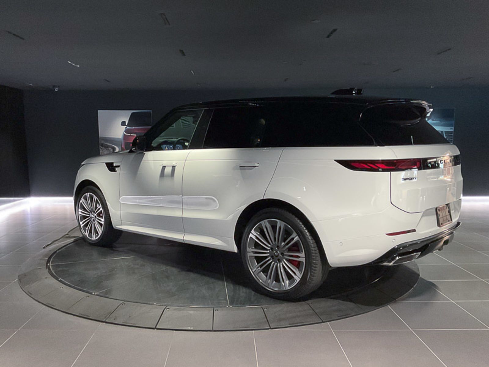 2024 Land Rover Range Rover Sport Dynamic SE, Vancouver, Cash