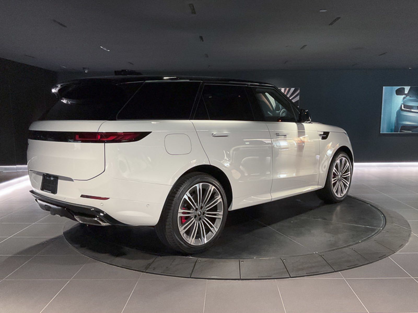 2024 Land Rover Range Rover Sport Dynamic SE, Vancouver, Cash