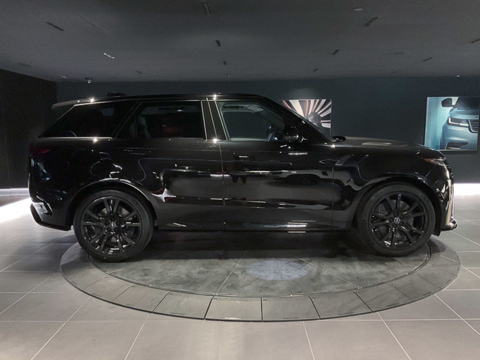 2024 Land Rover Range Rover Sport SV Edition One Obsidian Black, Vancouver, Cash