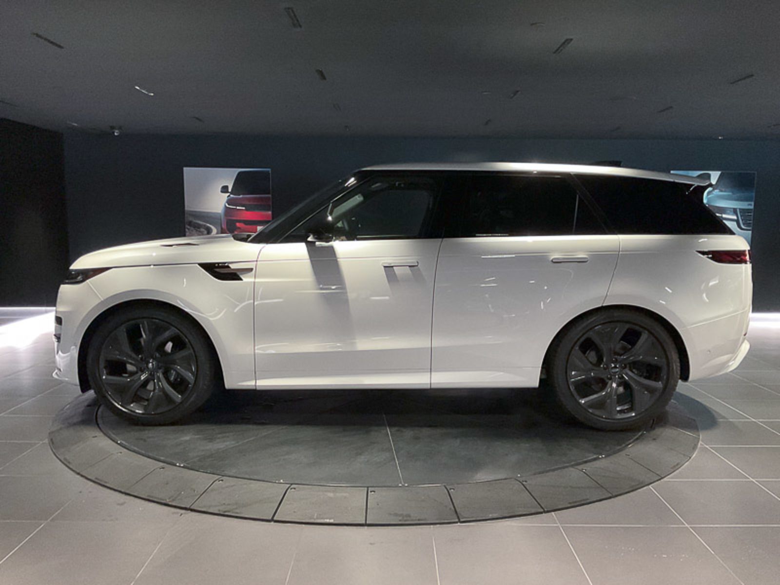 2024 Land Rover Range Rover Sport Dynamic SE, Vancouver, Cash