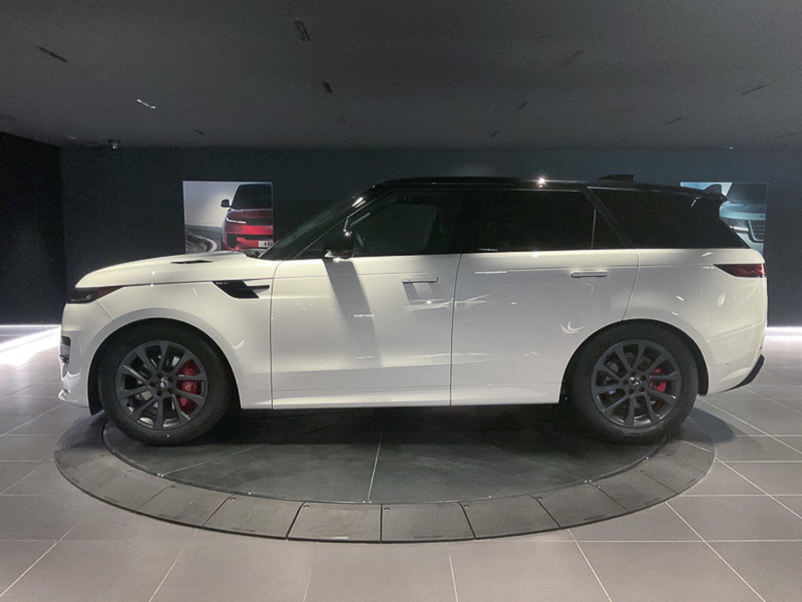 2024 Land Rover Range Rover Sport Dynamic SE, Vancouver, Cash