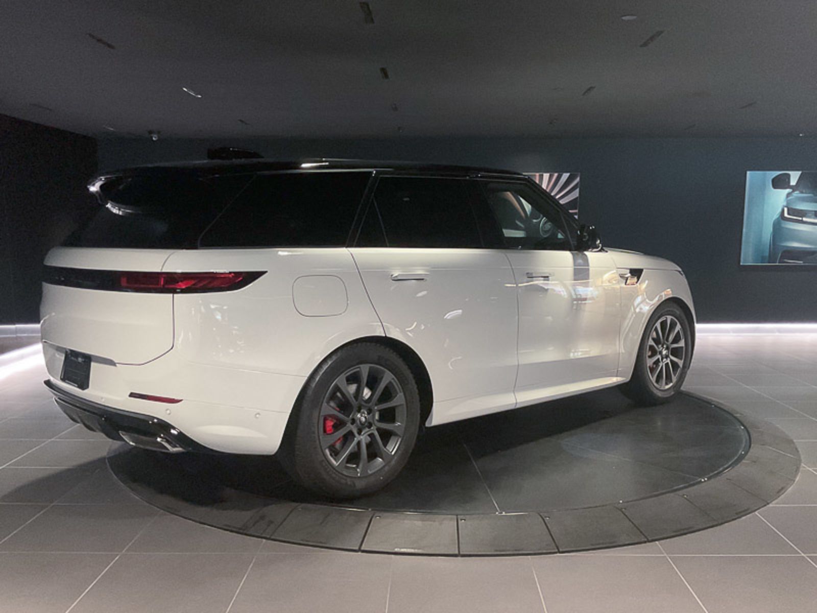 2024 Land Rover Range Rover Sport Dynamic SE, Vancouver, Cash