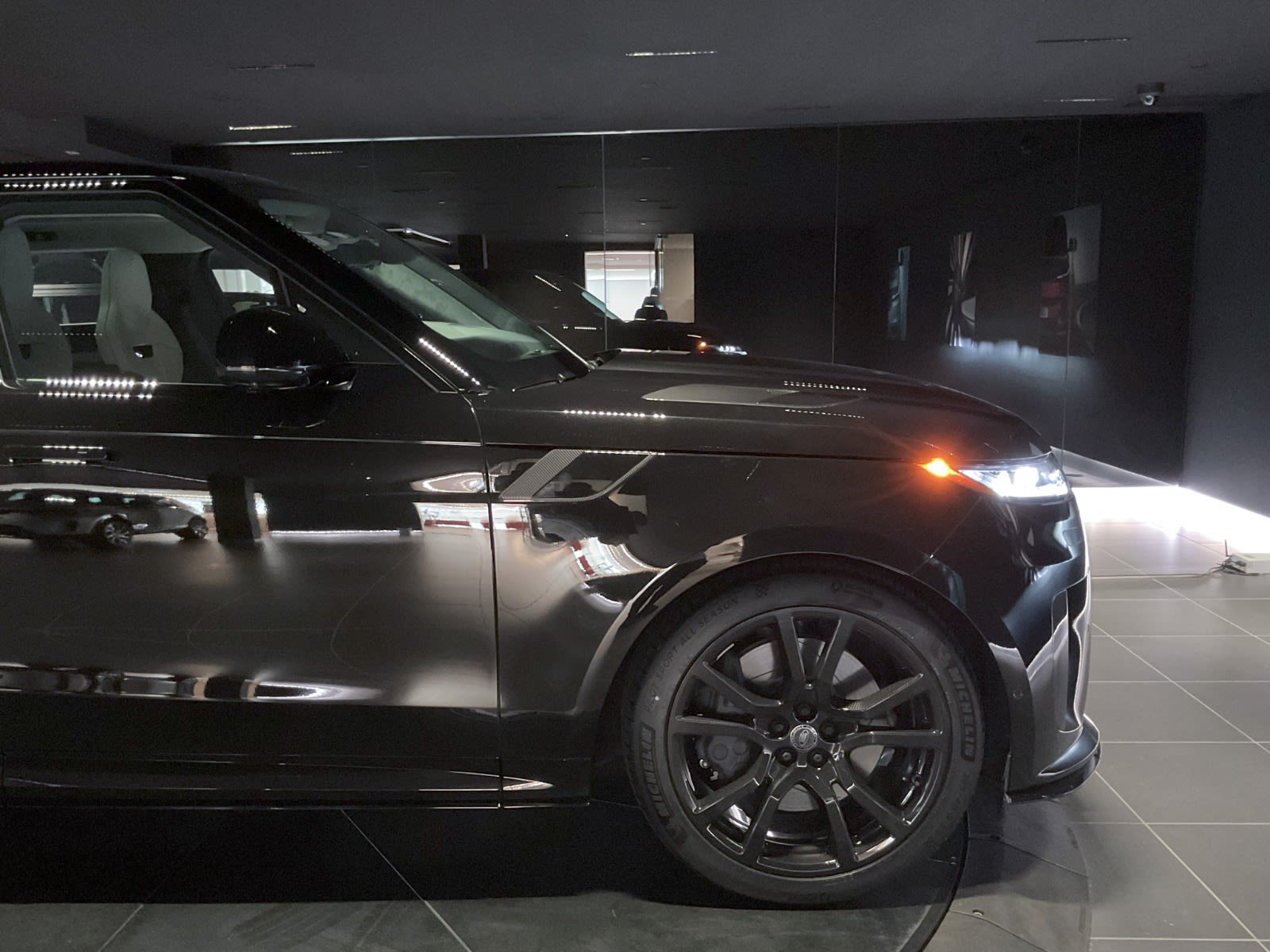 2024 Land Rover Range Rover Sport SV Edition One Obsidian Black, Vancouver, Cash