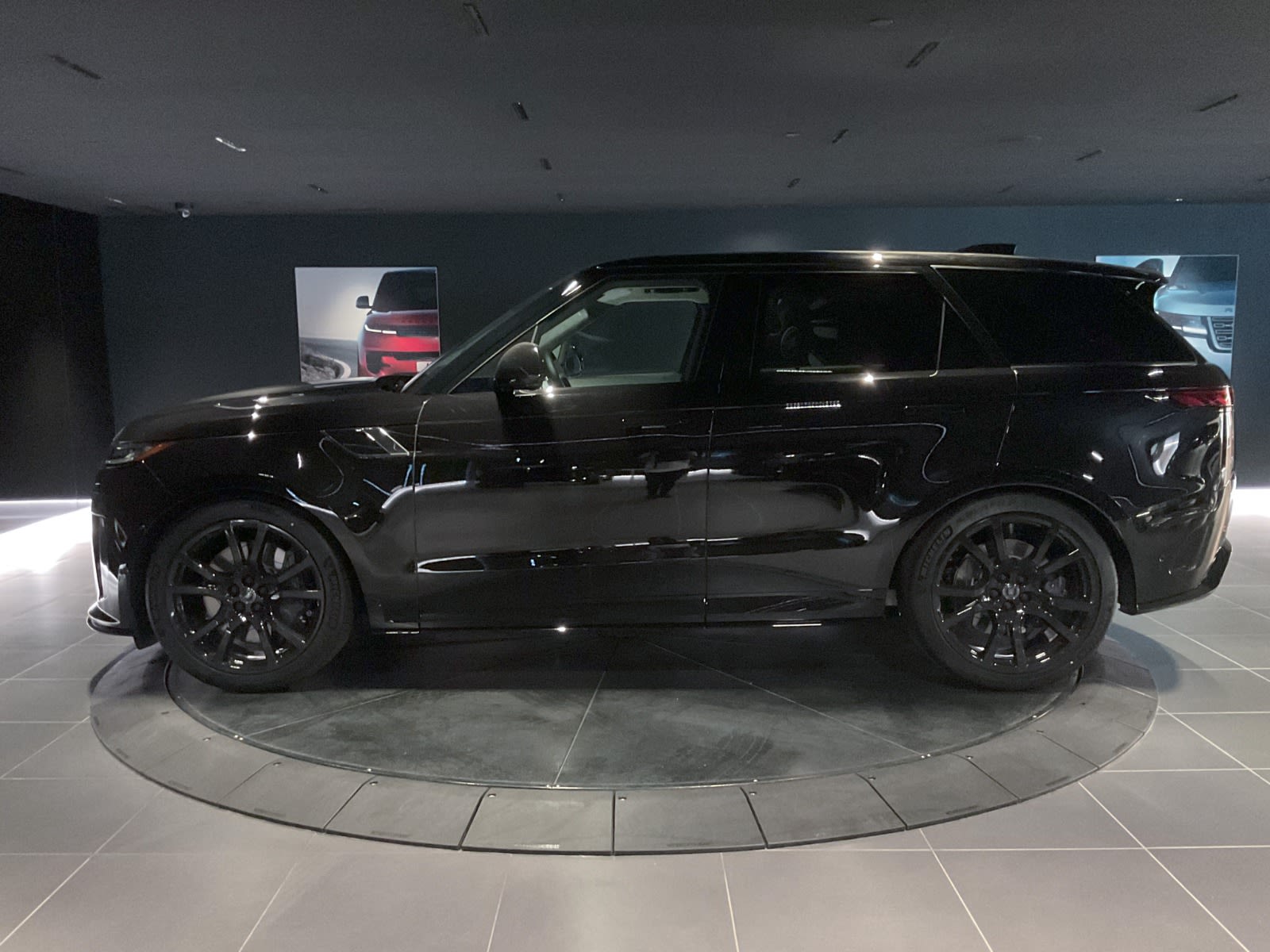 2024 Land Rover Range Rover Sport SV Edition One Obsidian Black, Vancouver, Cash