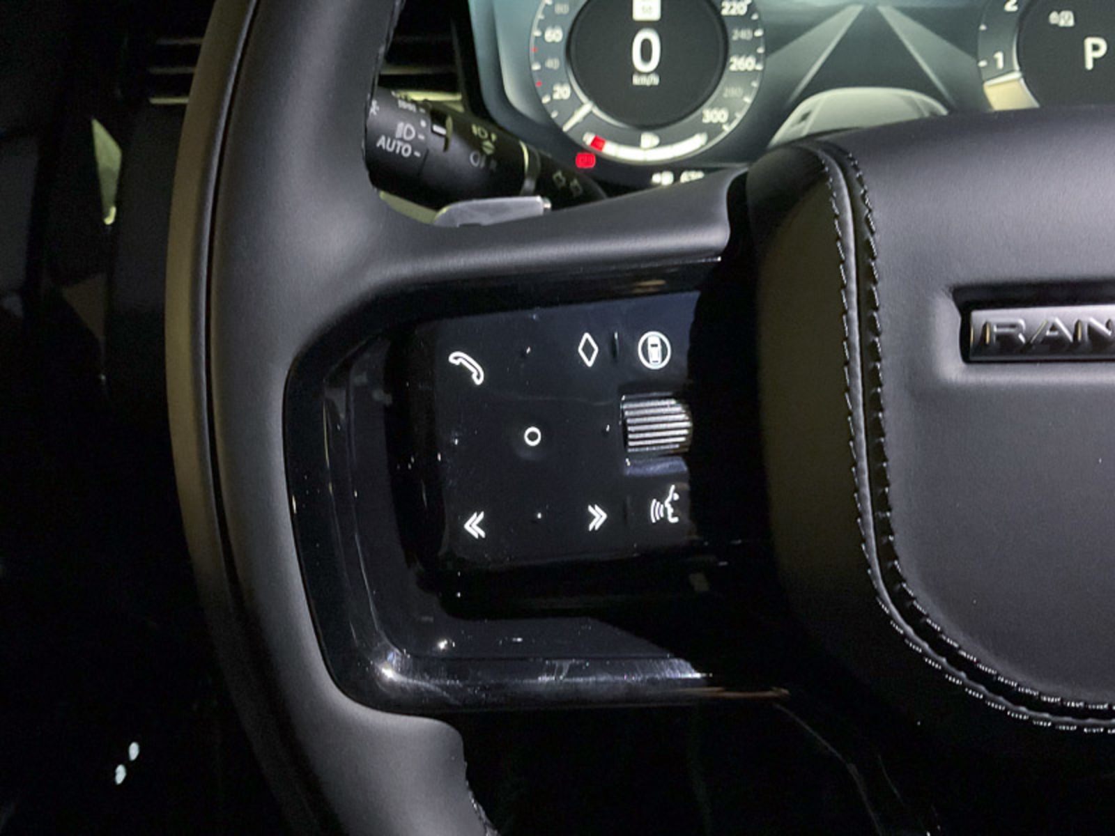 2024 Land Rover Range Rover Sport Dynamic SE, Vancouver, Cash