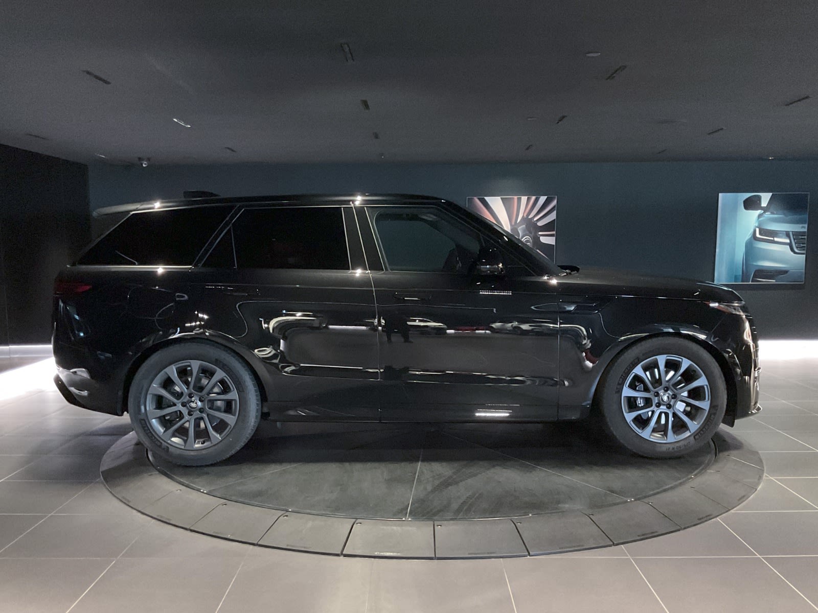 2024 Land Rover Range Rover Sport Dynamic SE, Vancouver, Cash