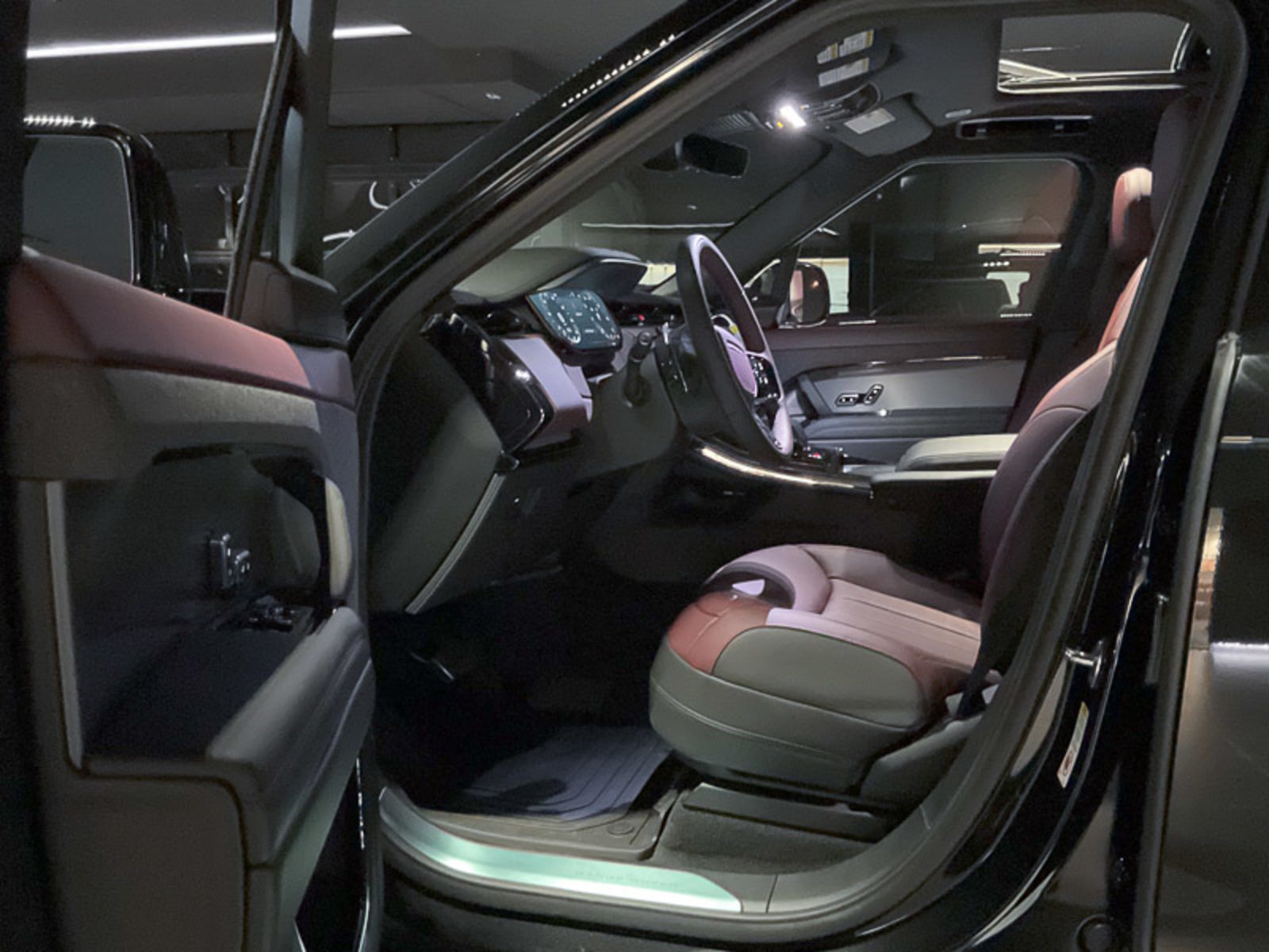 2024 Land Rover Range Rover Sport Dynamic SE, Vancouver, Cash