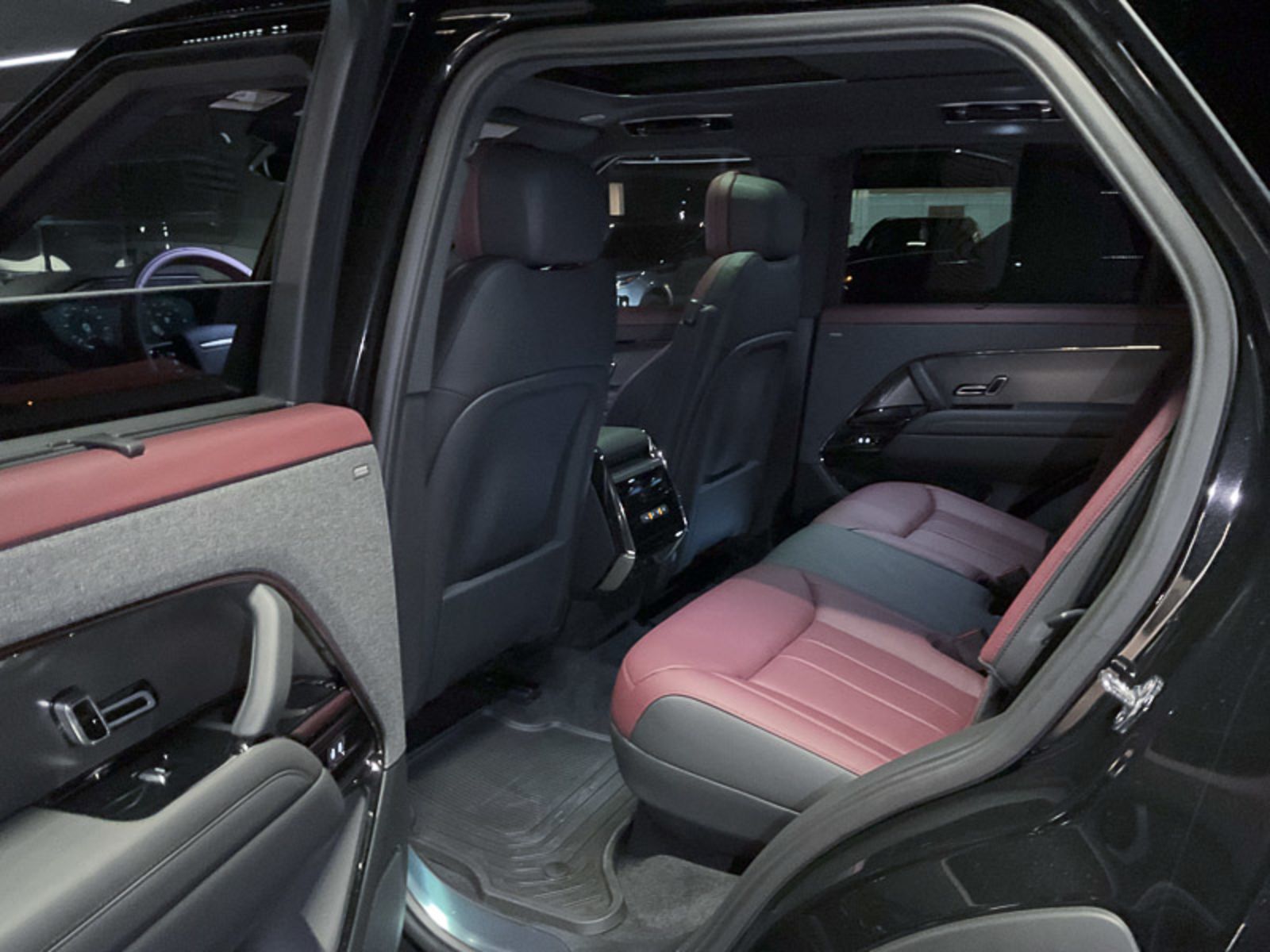 2024 Land Rover Range Rover Sport Dynamic SE, Vancouver, Cash