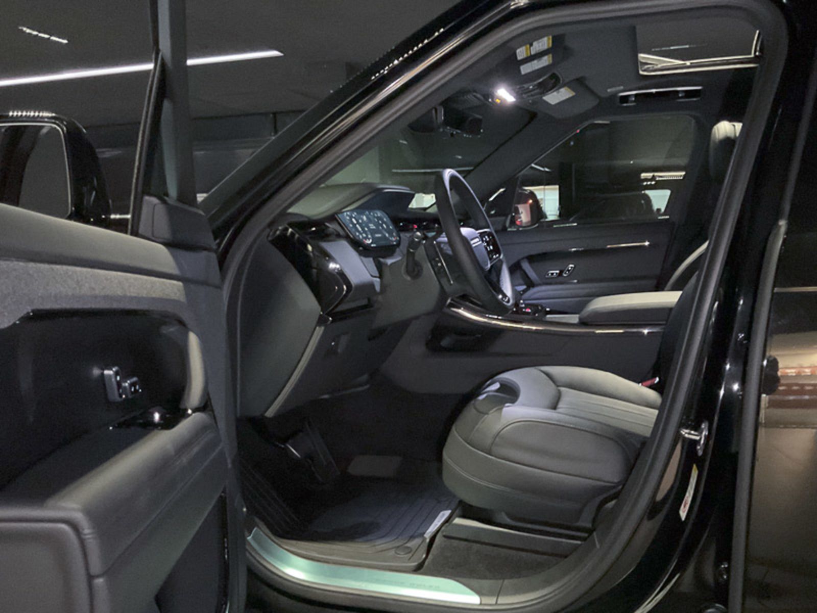 2024 Land Rover Range Rover Sport Dynamic HSE, Vancouver, Cash