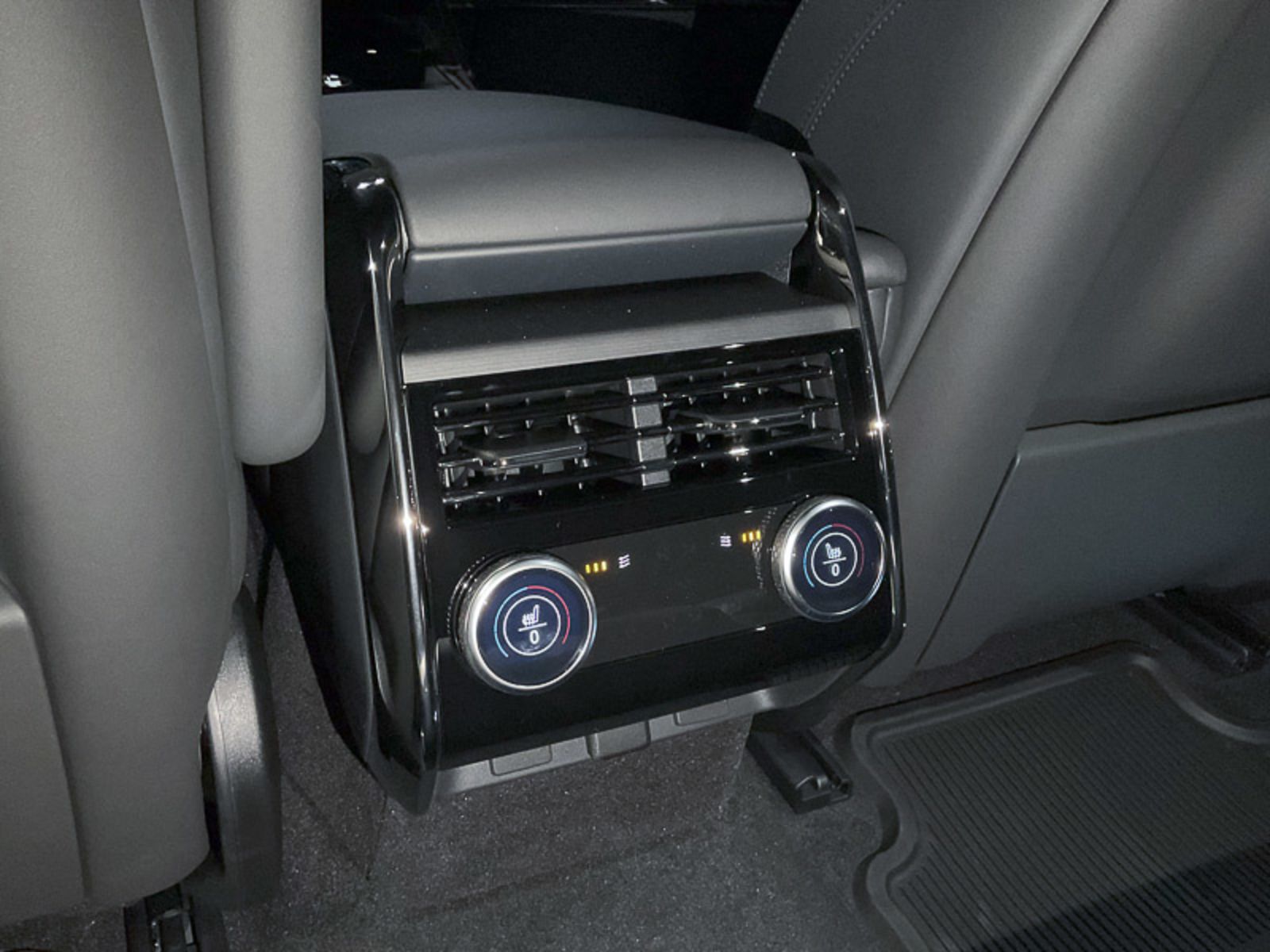 2024 Land Rover Range Rover Sport Dynamic HSE, Vancouver, Cash