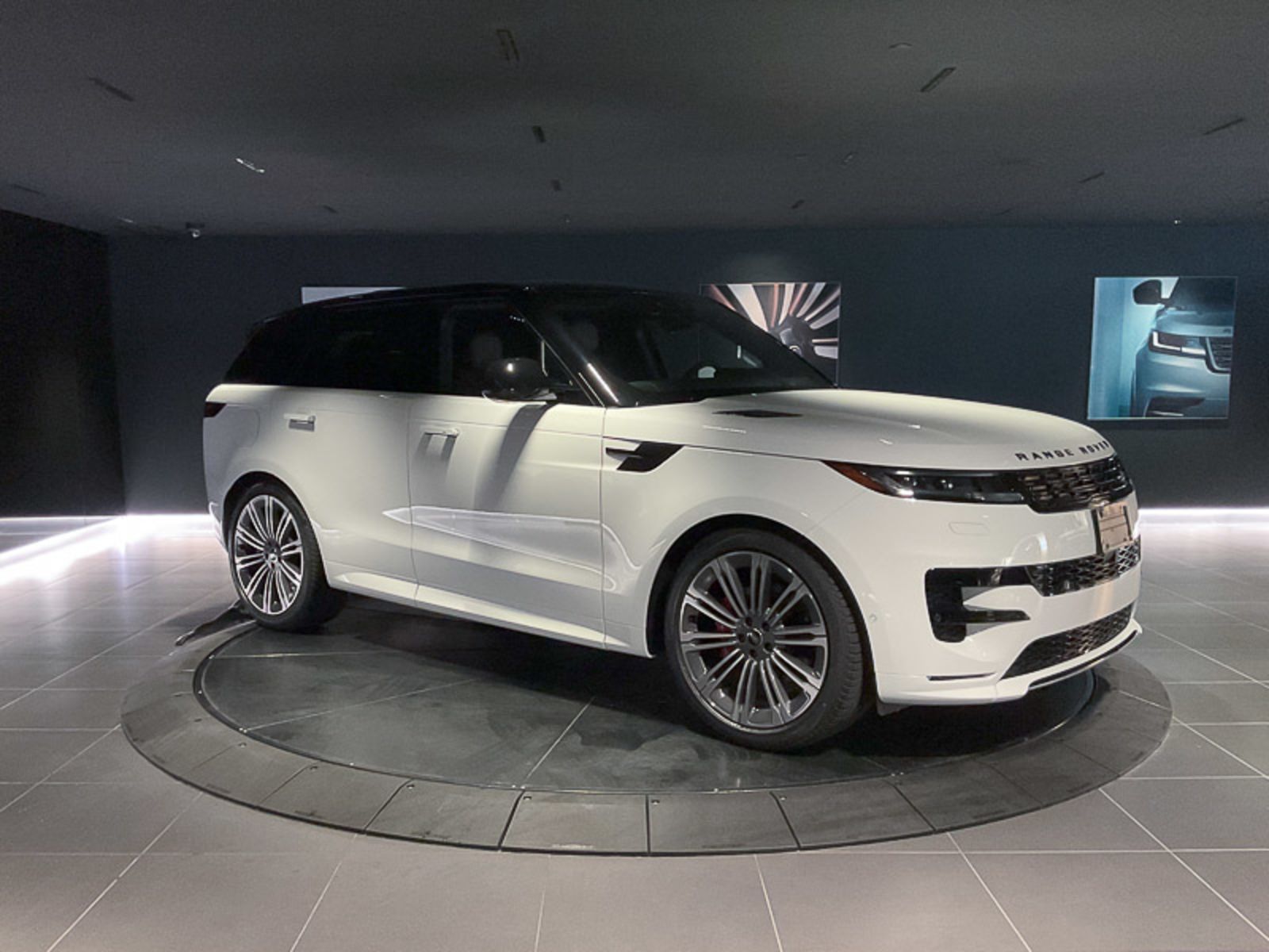 2024 Land Rover Range Rover Sport Dynamic SE, Vancouver, Cash