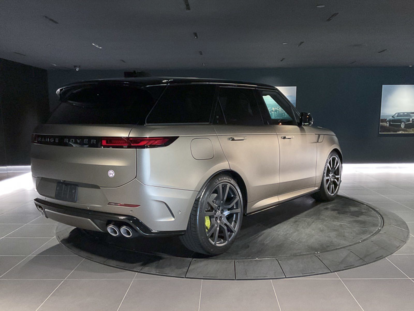 2024 Land Rover Range Rover Sport SV Edition One Carbon Bronze, Vancouver, Cash