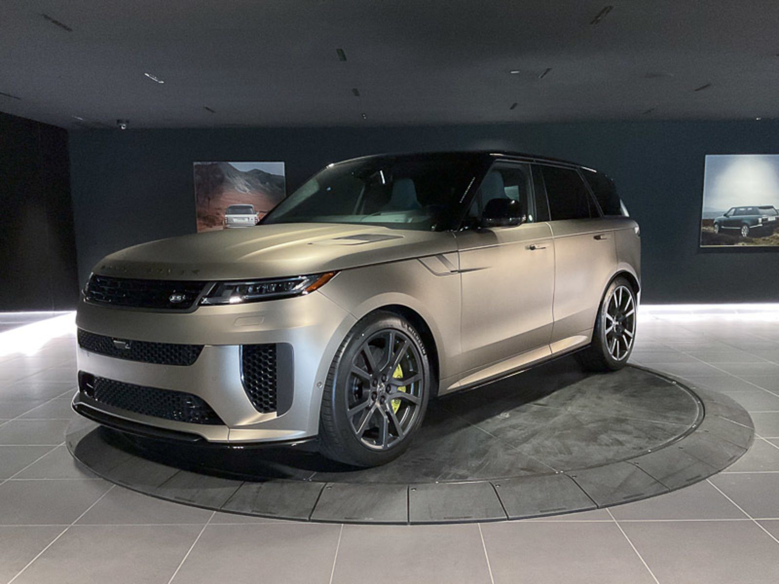 2024 Land Rover Range Rover Sport SV Edition One Carbon Bronze, Vancouver, Cash