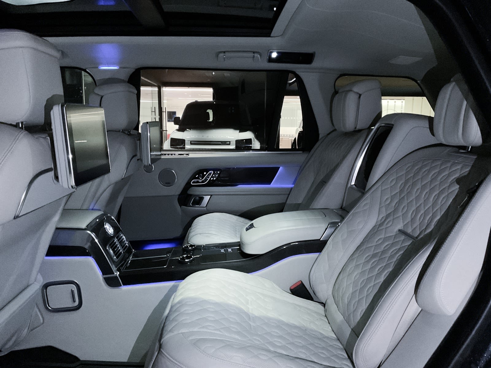 2019 Land Rover Range Rover SV Autobiography, Vancouver, Cash