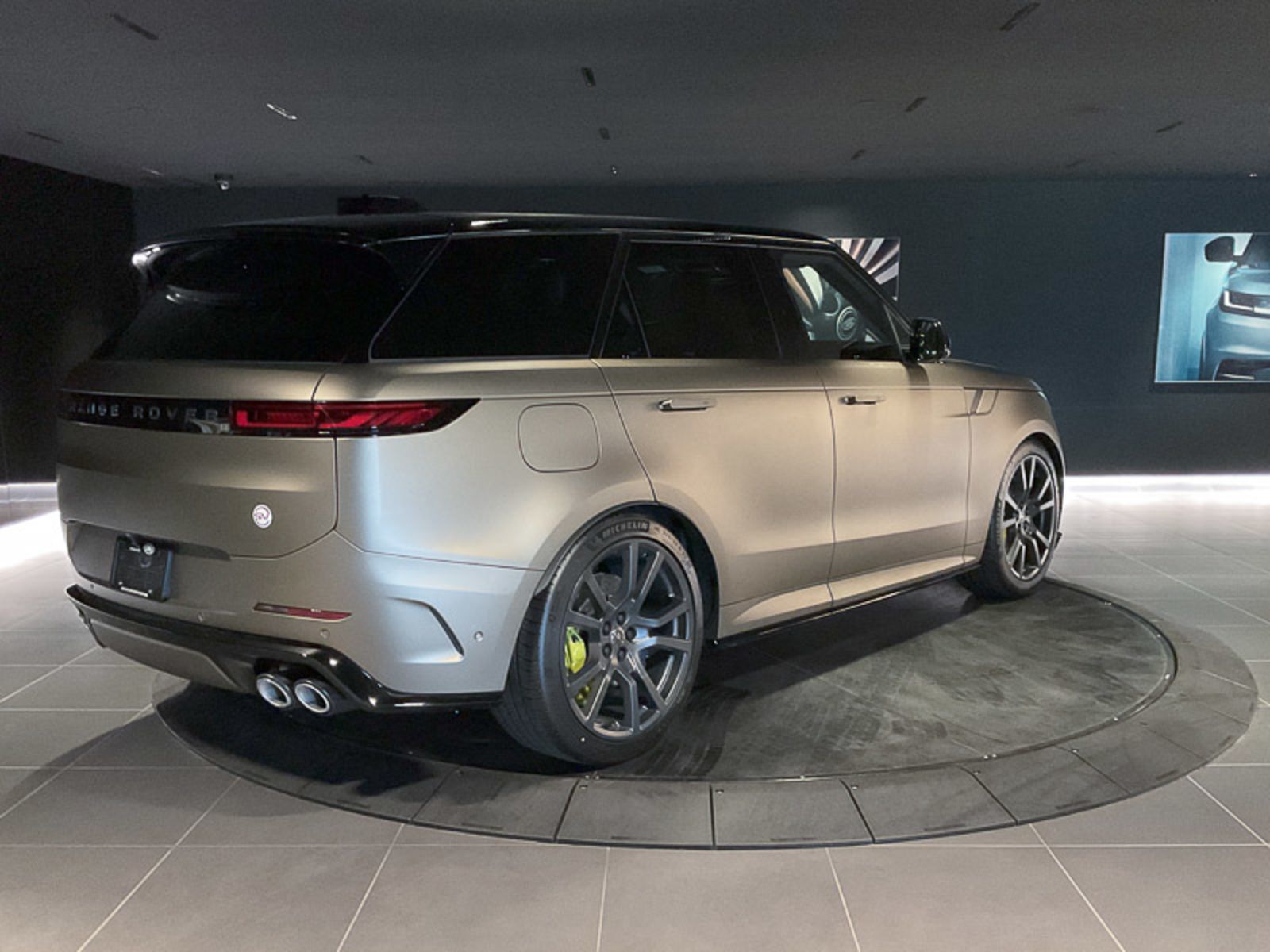 2024 Land Rover Range Rover Sport SV Edition One Carbon Bronze, Vancouver, Cash