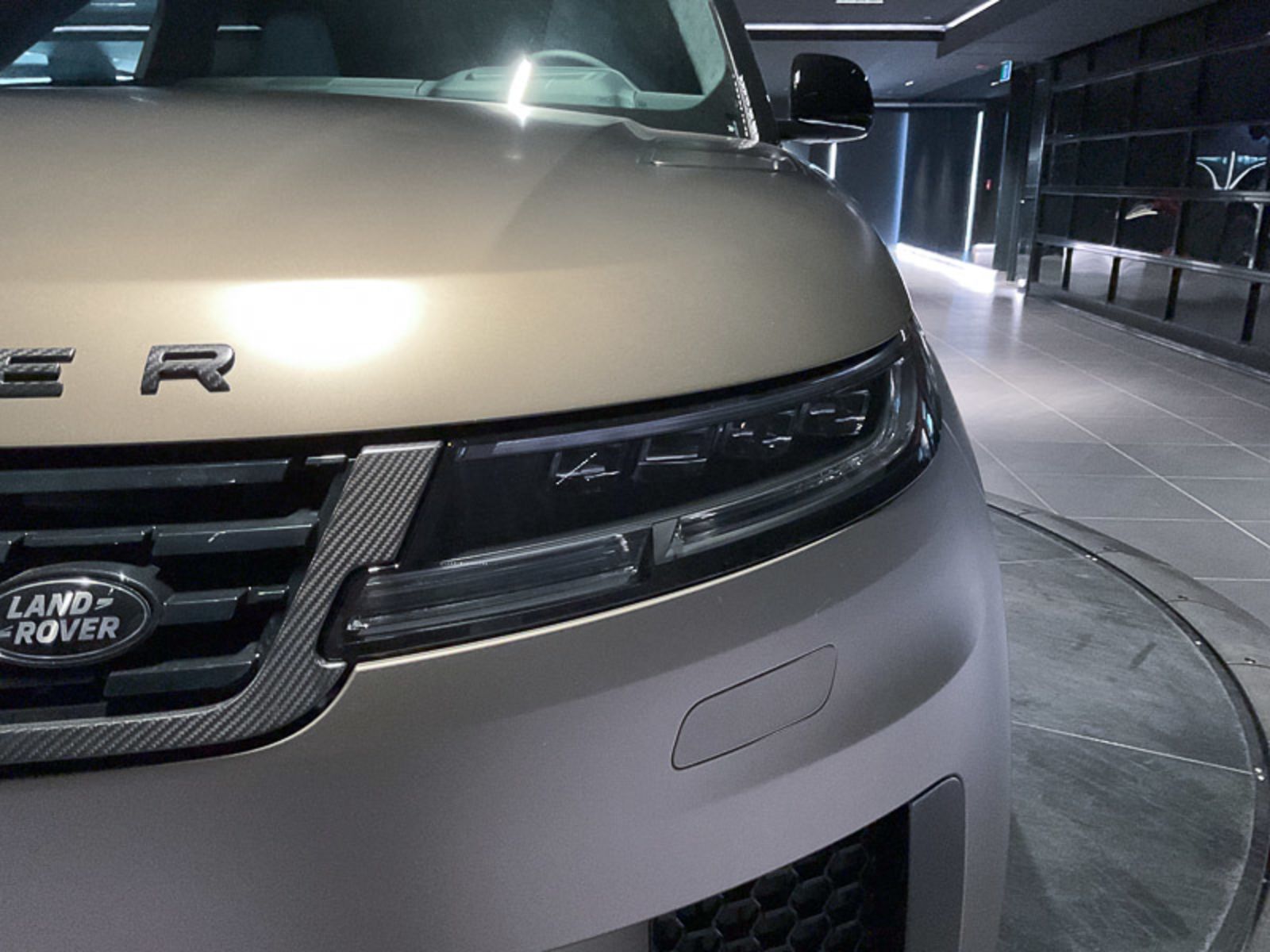 2024 Land Rover Range Rover Sport SV Edition One Carbon Bronze, Vancouver, Cash