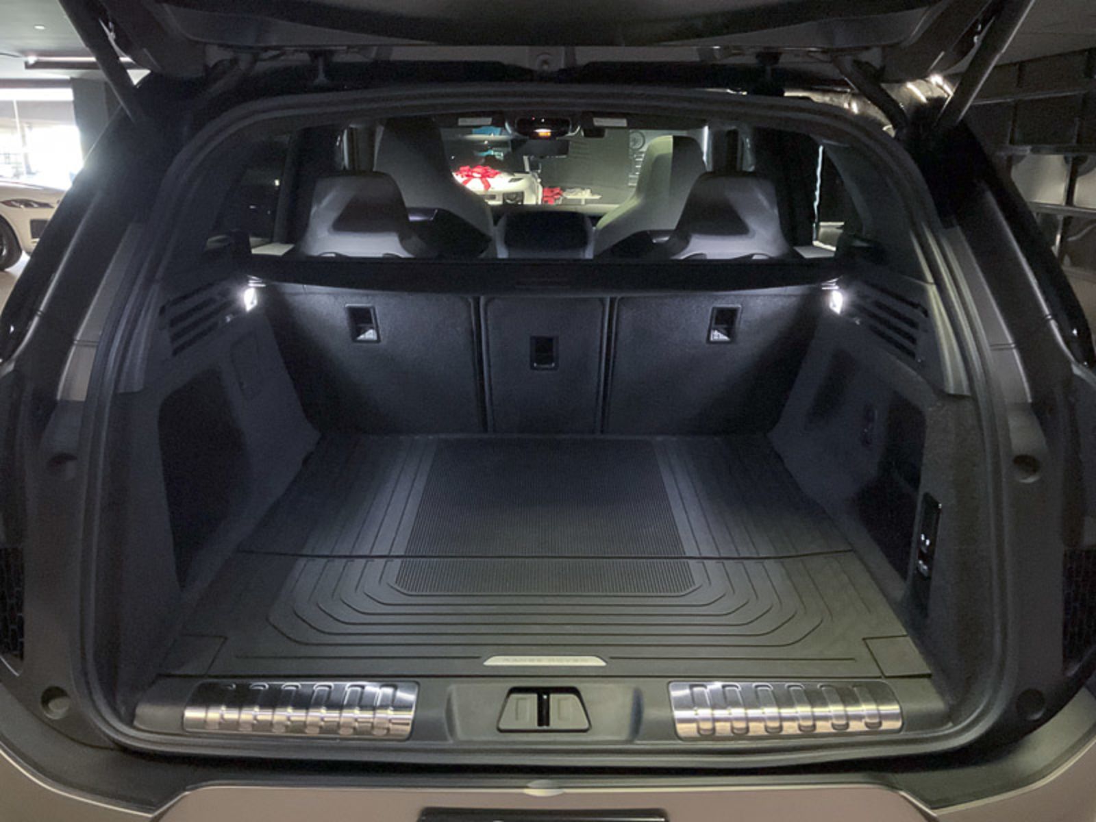 2024 Land Rover Range Rover Sport SV Edition One Carbon Bronze, Vancouver, Cash