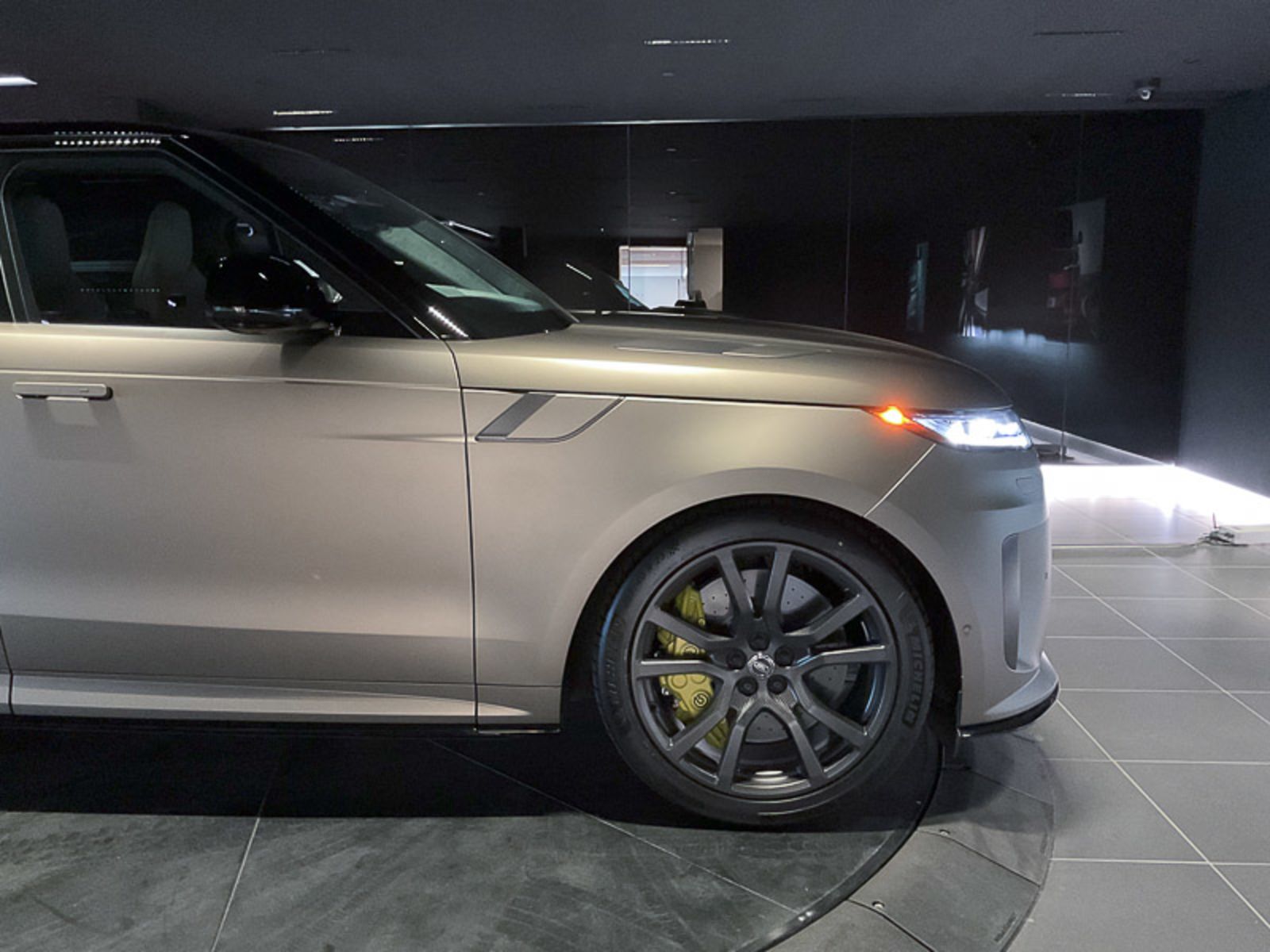 2024 Land Rover Range Rover Sport SV Edition One Carbon Bronze, Vancouver, Cash