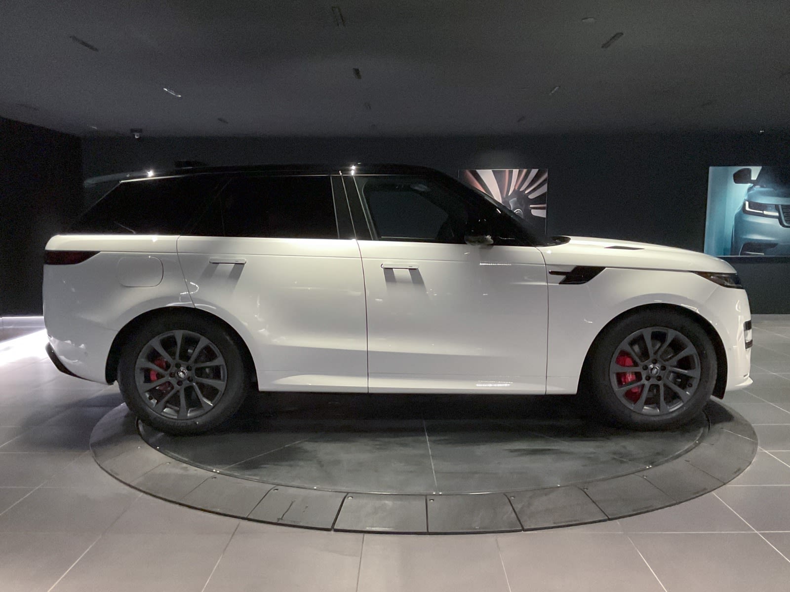 2025 Land Rover Range Rover Sport Dynamic SE, Vancouver, Cash