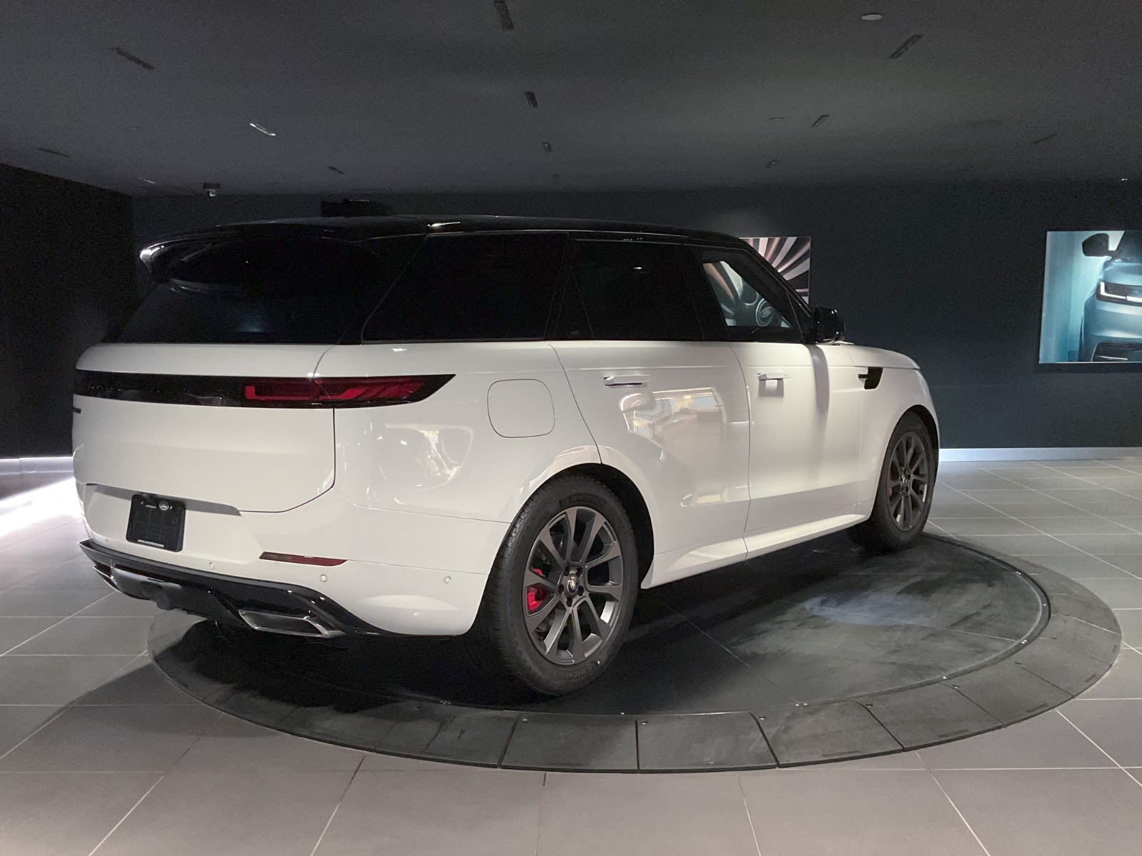 2025 Land Rover Range Rover Sport Dynamic SE, Vancouver, Cash