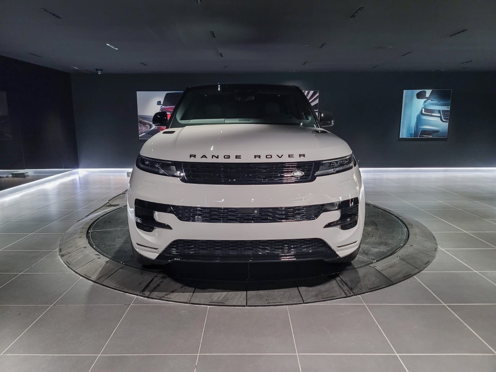 2025 Land Rover Range Rover Sport Dynamic SE, Vancouver, Cash
