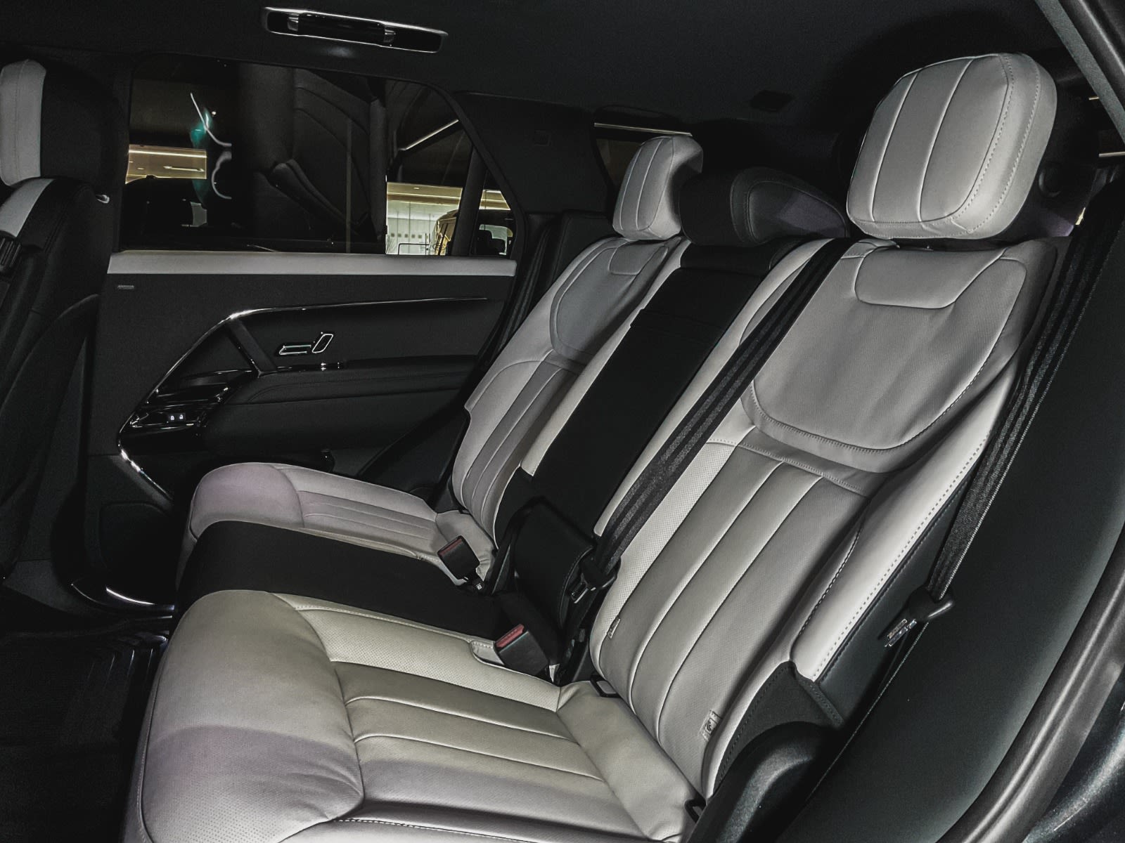 2025 Land Rover Range Rover Sport Dynamic SE, Vancouver, Cash