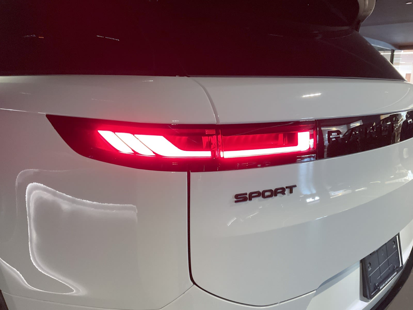2025 Land Rover Range Rover Sport Dynamic SE, Vancouver, Cash