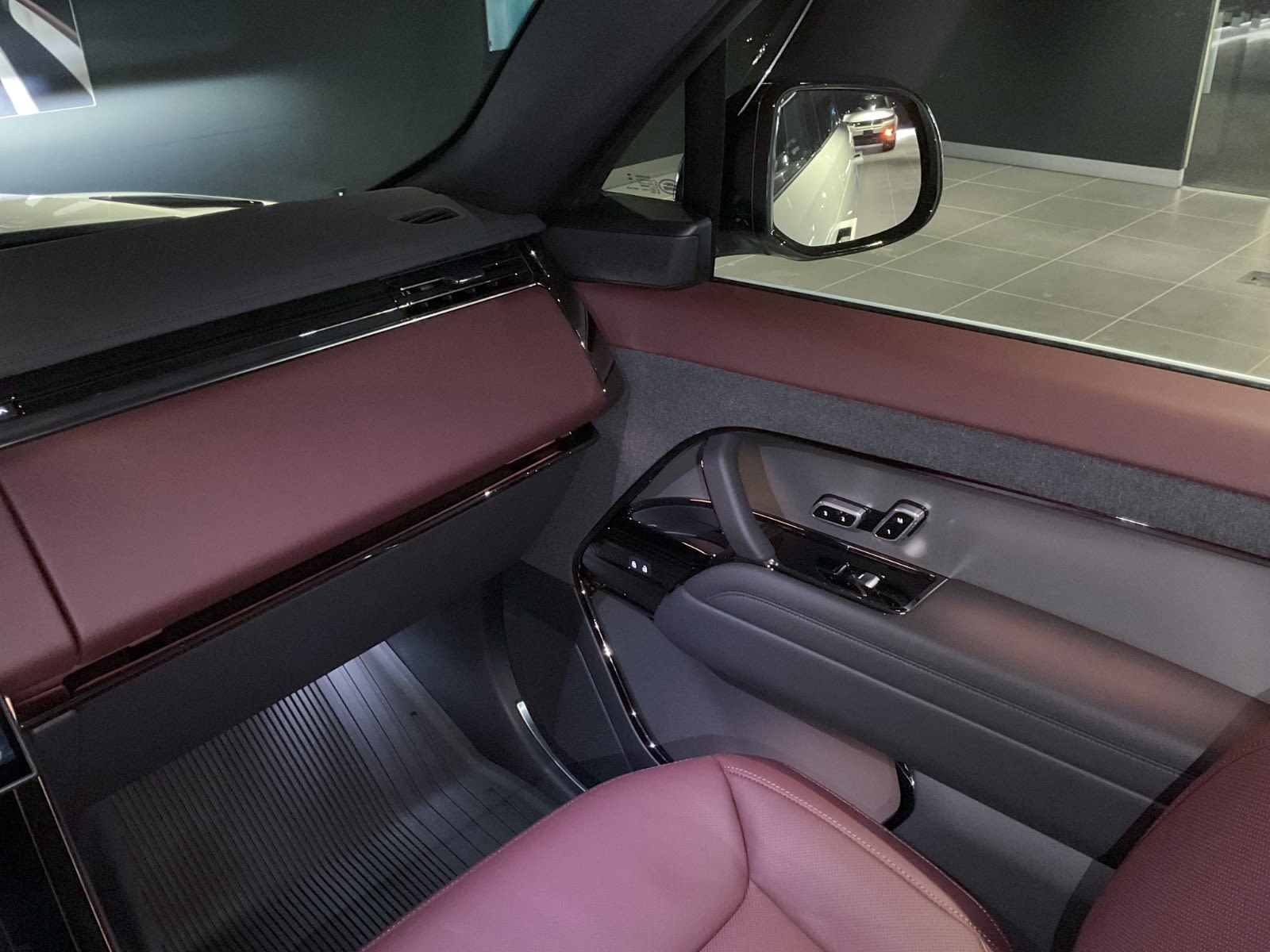 2025 Land Rover Range Rover Sport Dynamic SE, Vancouver, Cash
