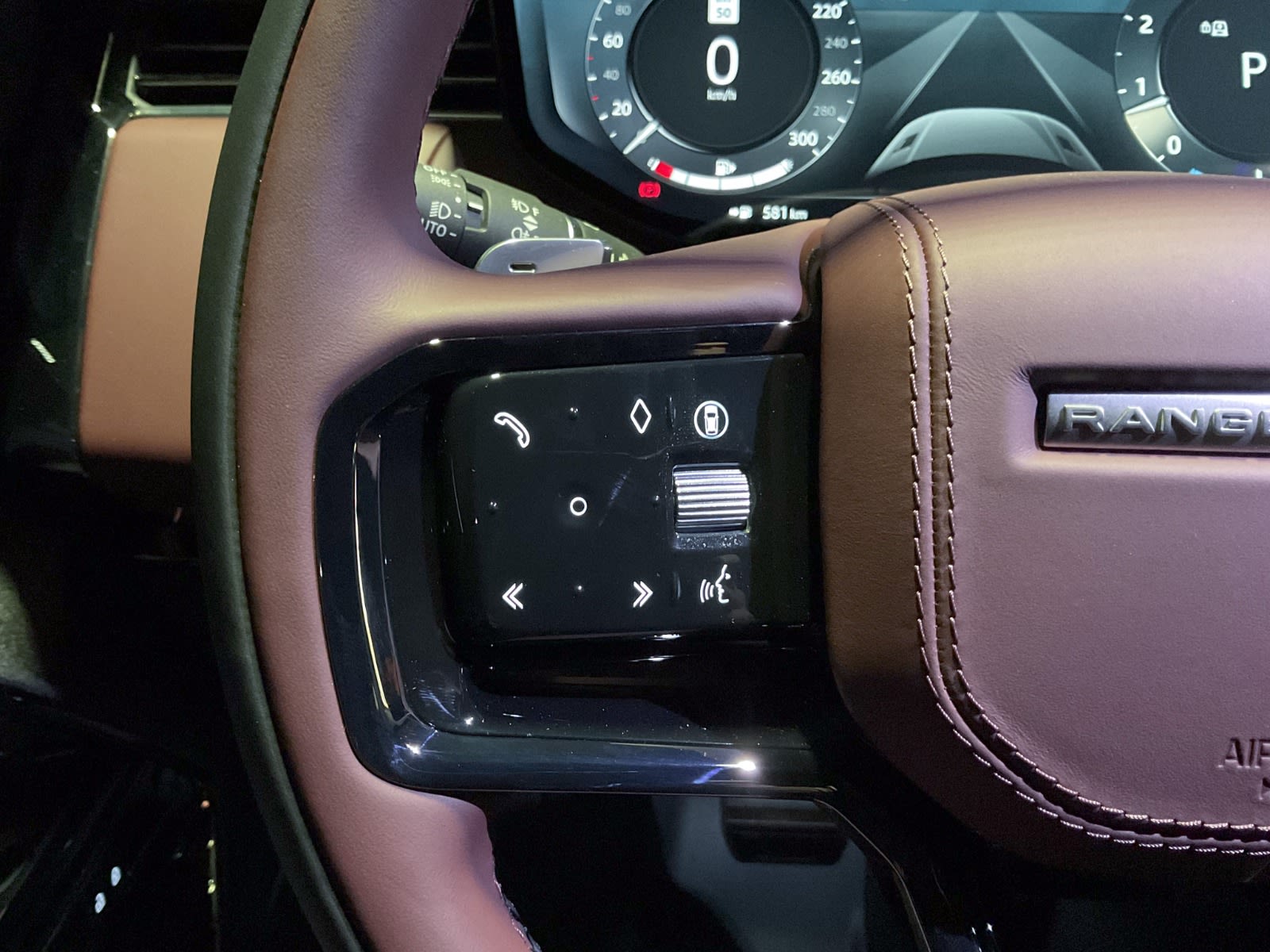 2025 Land Rover Range Rover Sport Dynamic SE, Vancouver, Cash