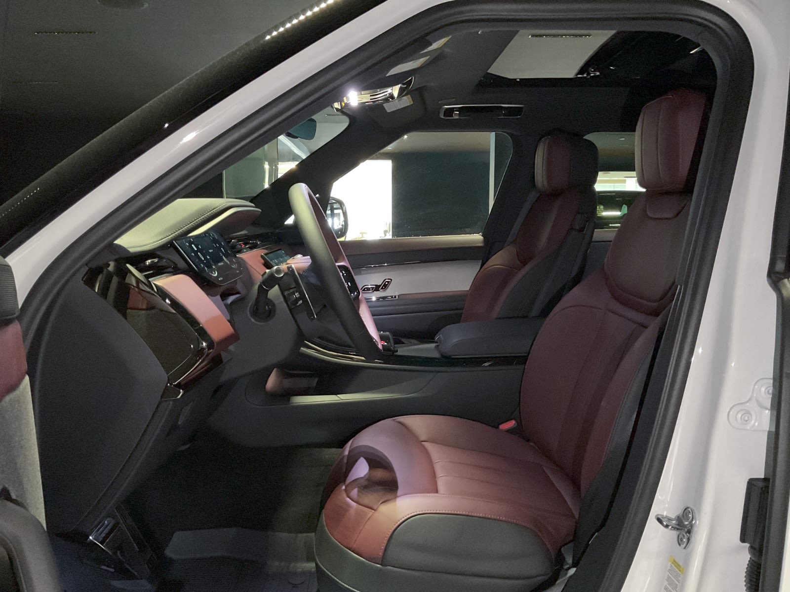 2025 Land Rover Range Rover Sport Dynamic SE, Vancouver, Cash
