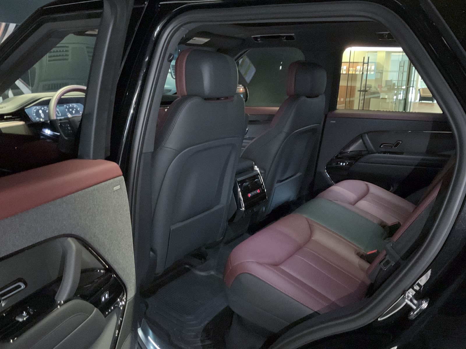 2025 Land Rover Range Rover Sport Dynamic SE, Vancouver, Cash