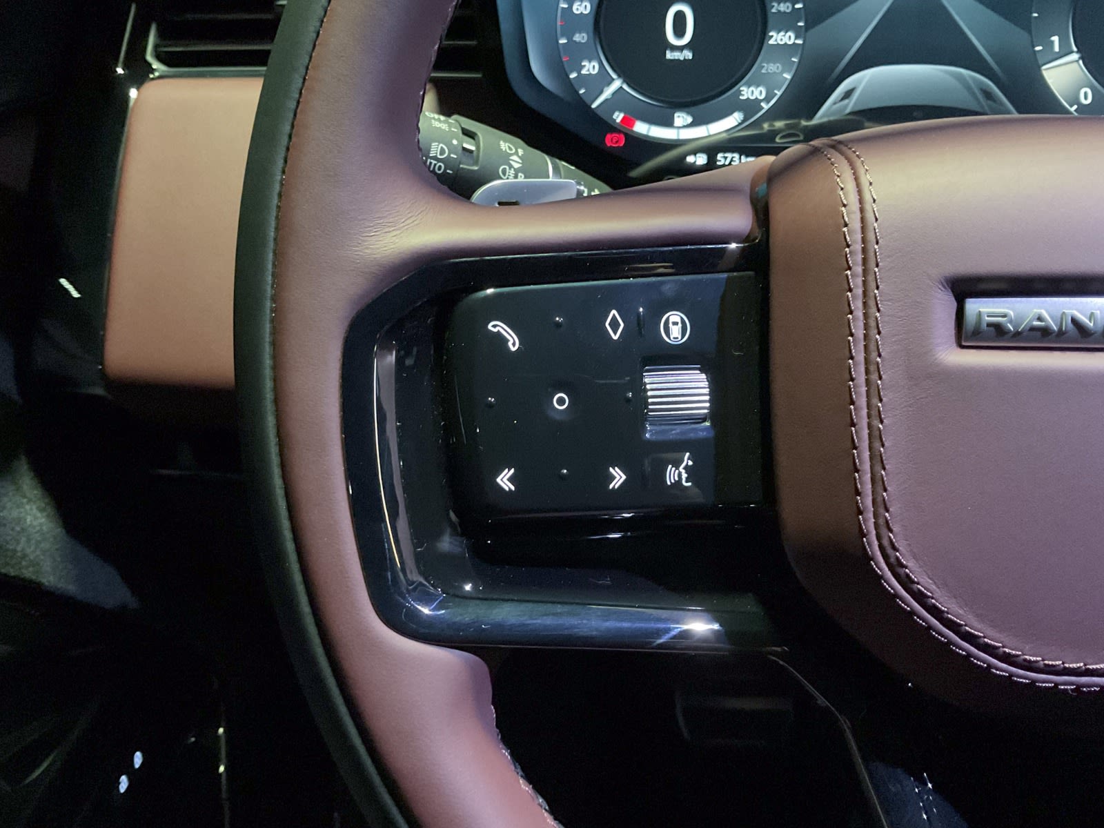 2025 Land Rover Range Rover Sport Dynamic SE, Vancouver, Cash