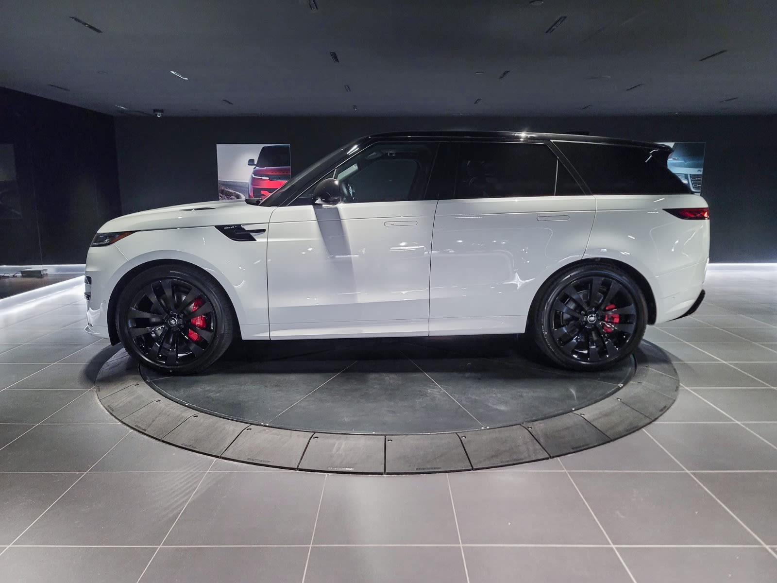 2025 Land Rover Range Rover Sport Dynamic SE, Vancouver, Cash